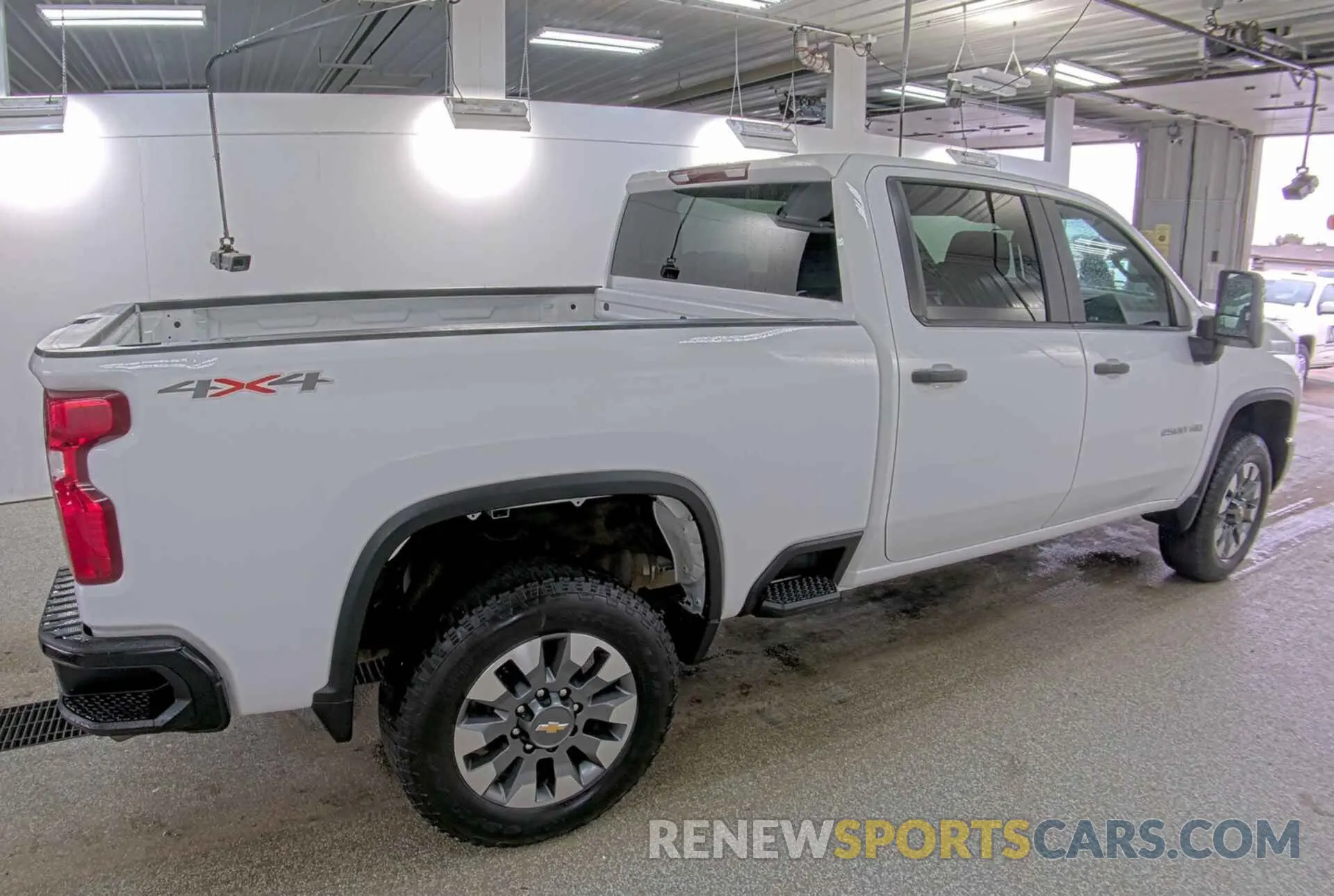 22 Photograph of a damaged car 2GC1YME74R1179283 CHEVROLET SILVERADO 2500HD 2024
