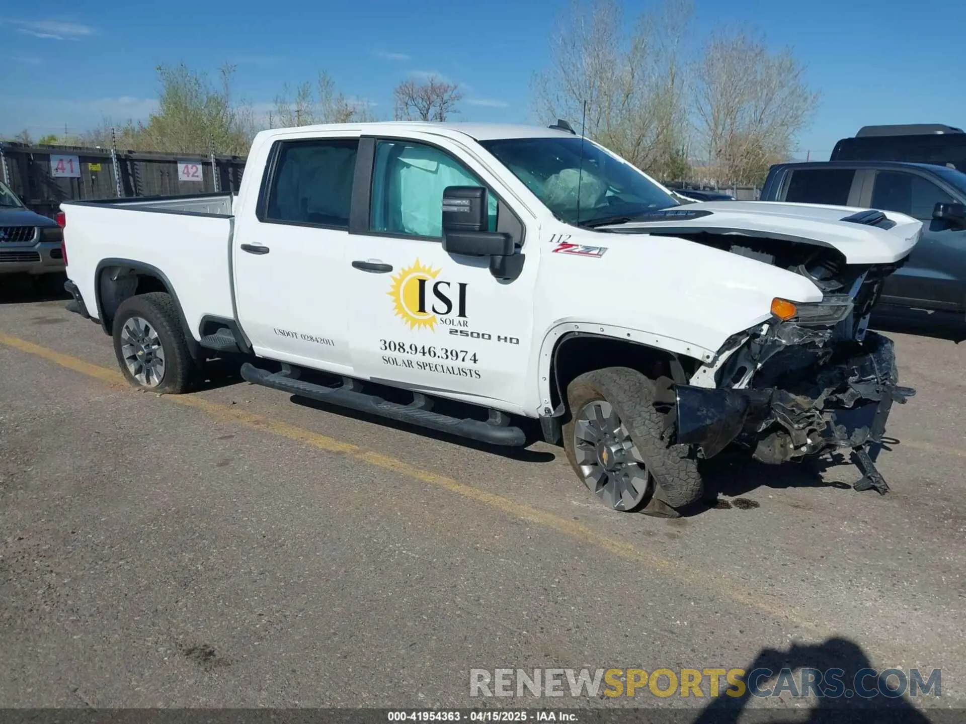 1 Photograph of a damaged car 2GC1YME76R1179916 CHEVROLET SILVERADO 2500HD 2024