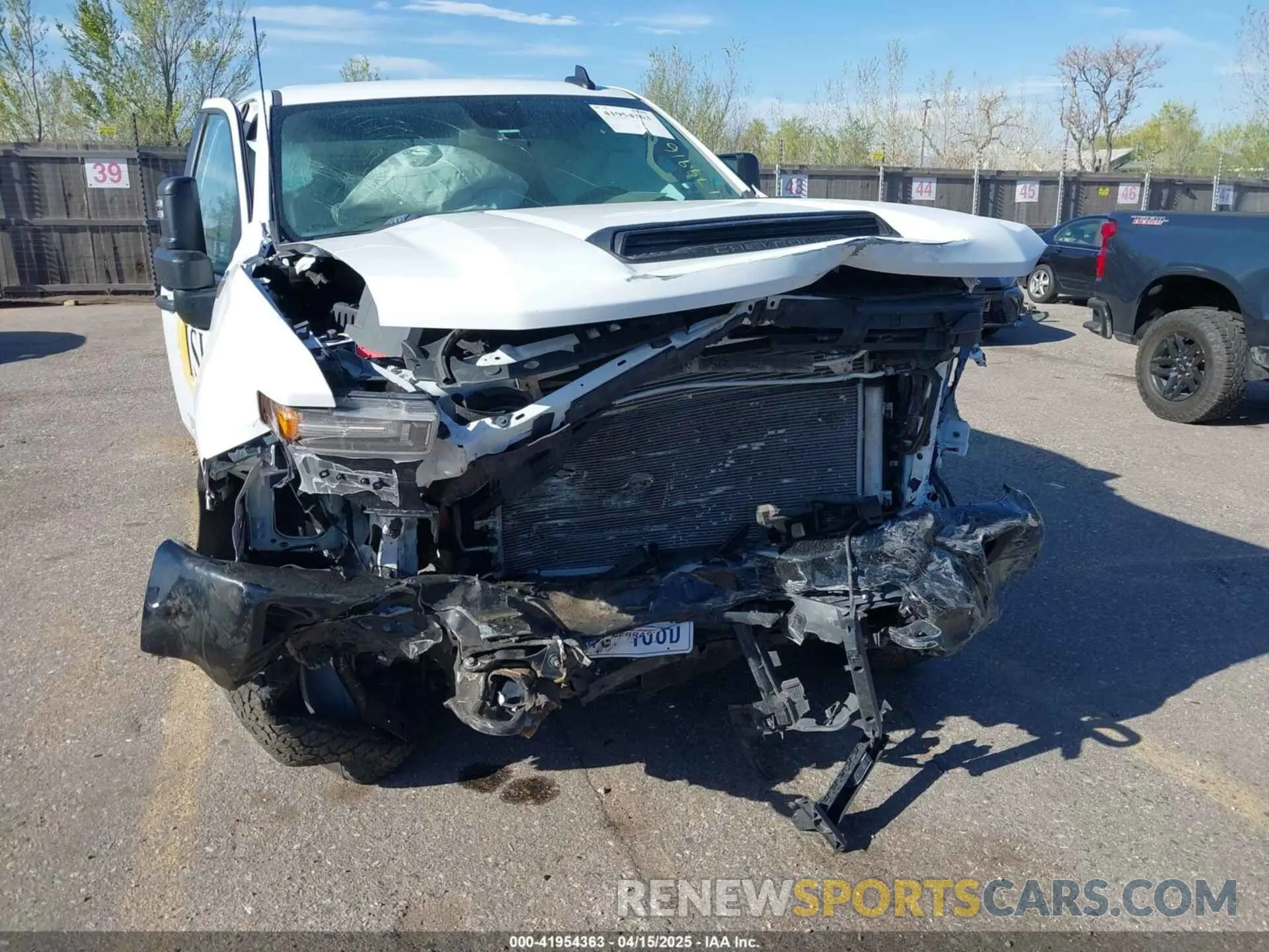 13 Photograph of a damaged car 2GC1YME76R1179916 CHEVROLET SILVERADO 2500HD 2024