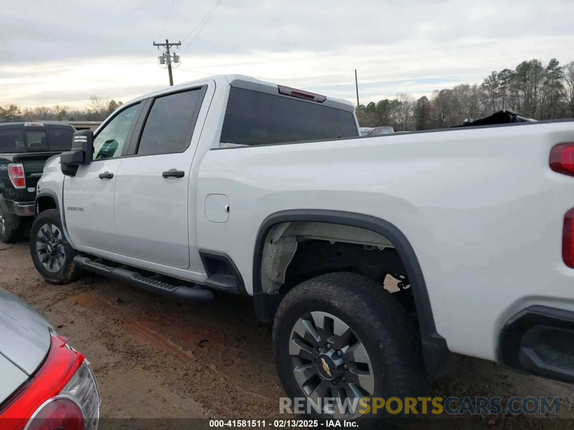14 Photograph of a damaged car 2GC4YME70R1119546 CHEVROLET SILVERADO 2500HD 2024