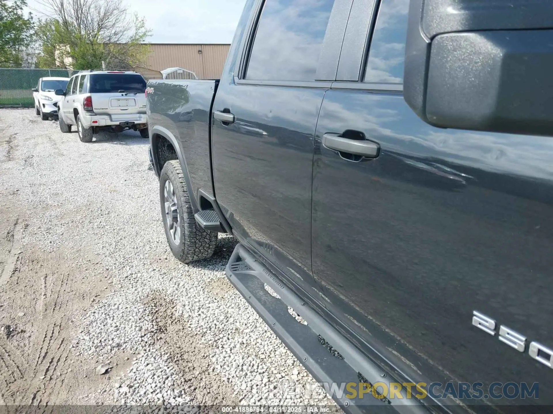 19 Photograph of a damaged car 2GC4YME70R1202801 CHEVROLET SILVERADO 2500HD 2024