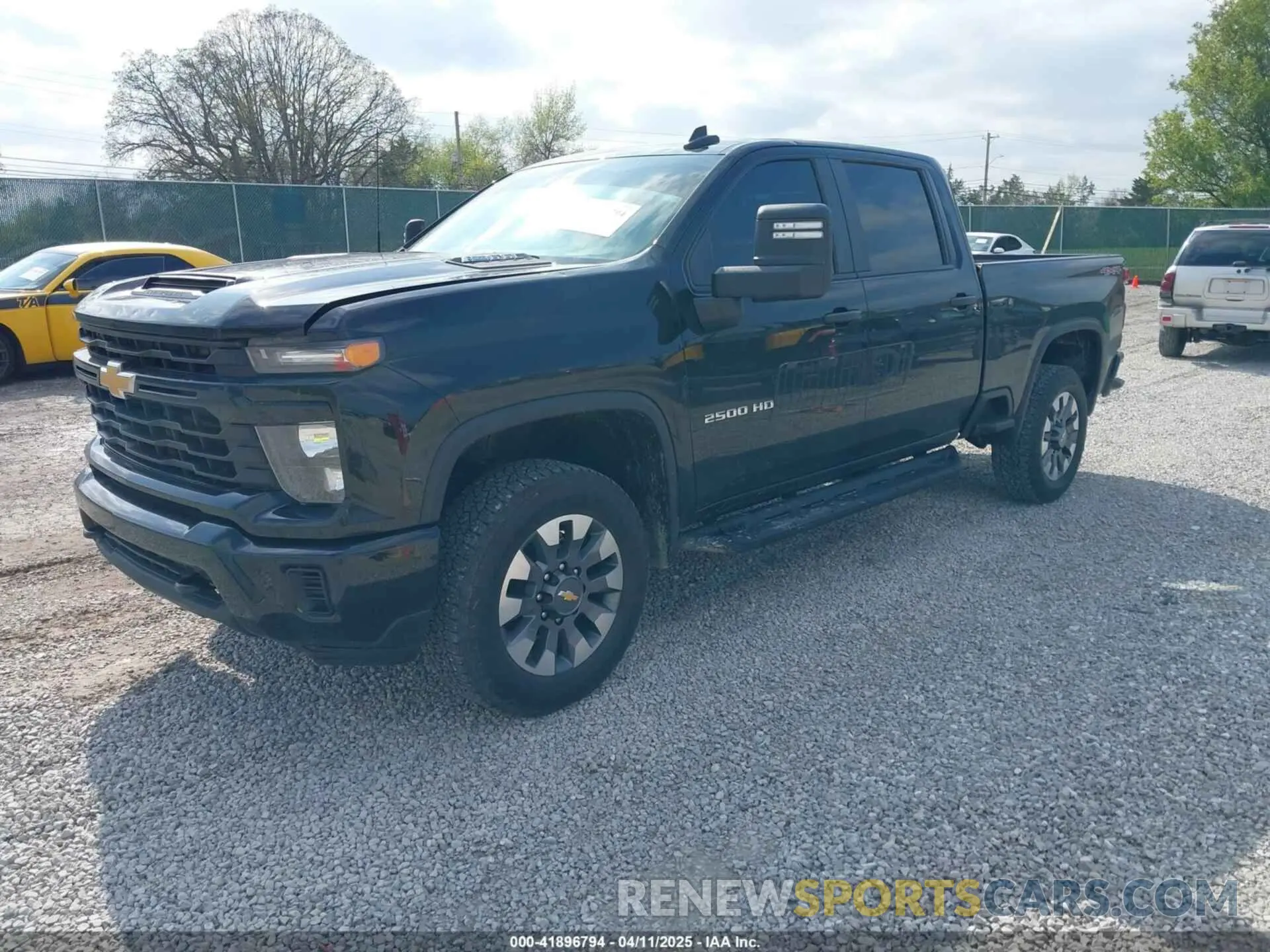 2 Photograph of a damaged car 2GC4YME70R1202801 CHEVROLET SILVERADO 2500HD 2024