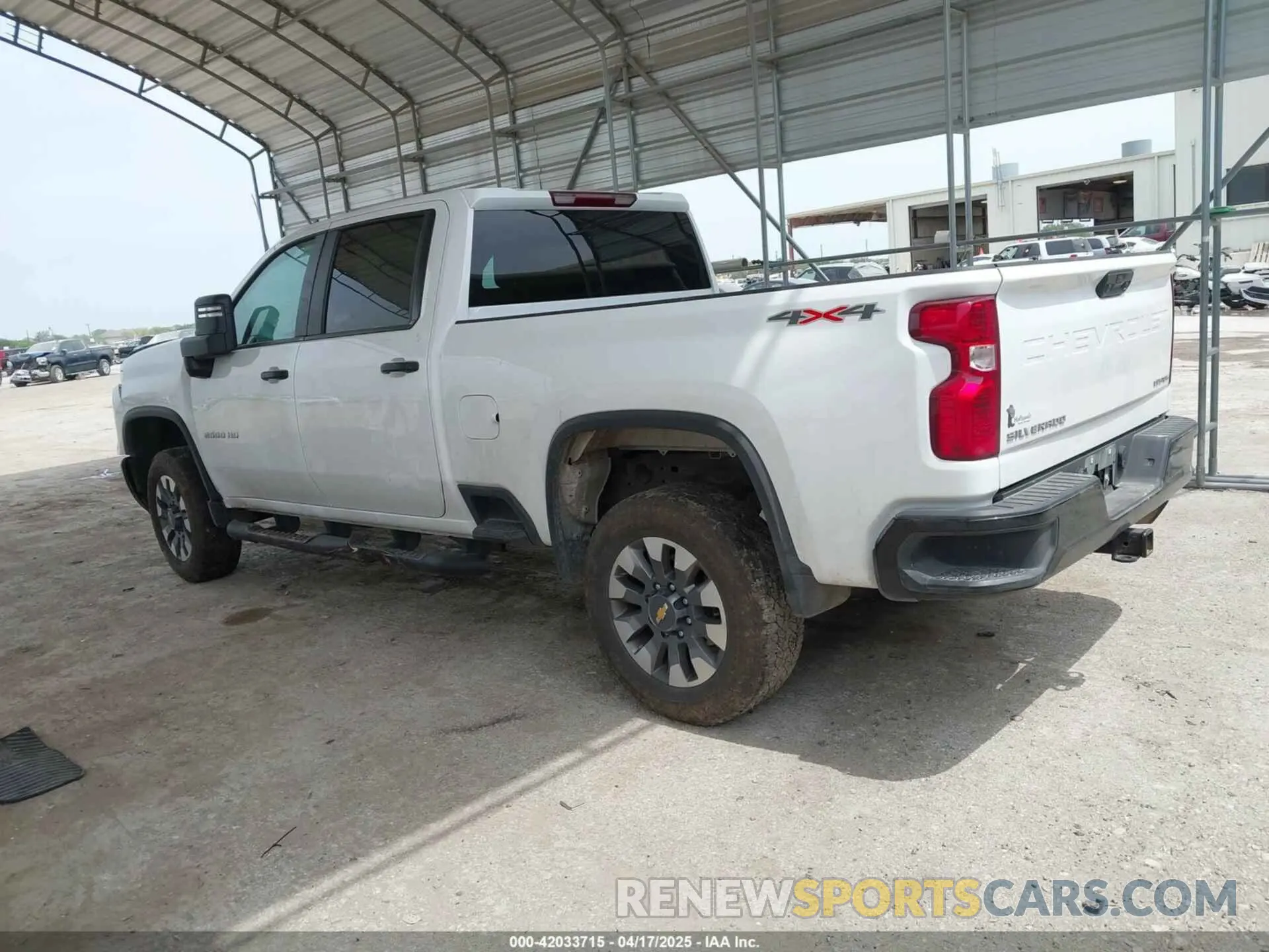 3 Photograph of a damaged car 2GC4YME72R1132430 CHEVROLET SILVERADO 2500HD 2024