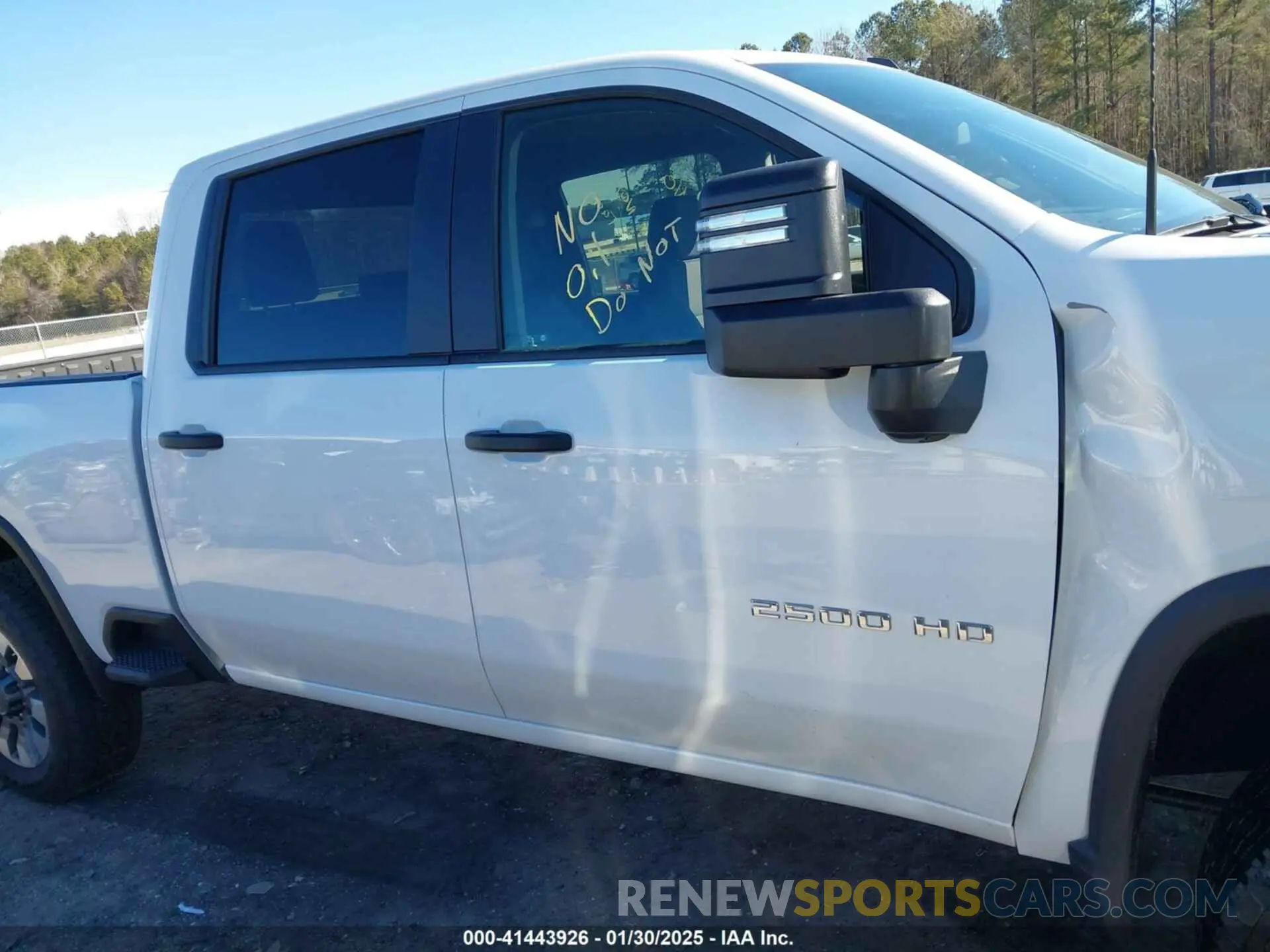 13 Photograph of a damaged car 2GC4YME72R1237002 CHEVROLET SILVERADO 2500HD 2024