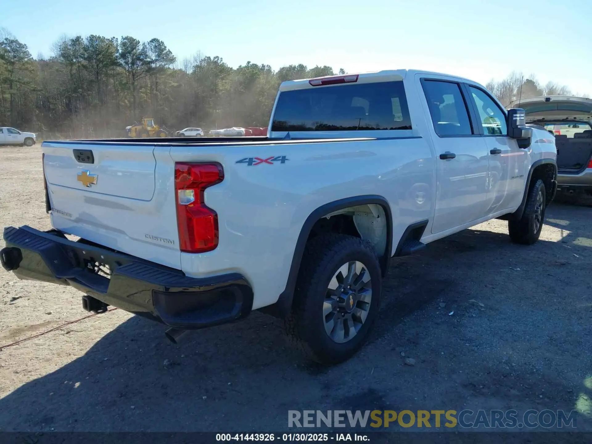 4 Photograph of a damaged car 2GC4YME72R1237002 CHEVROLET SILVERADO 2500HD 2024