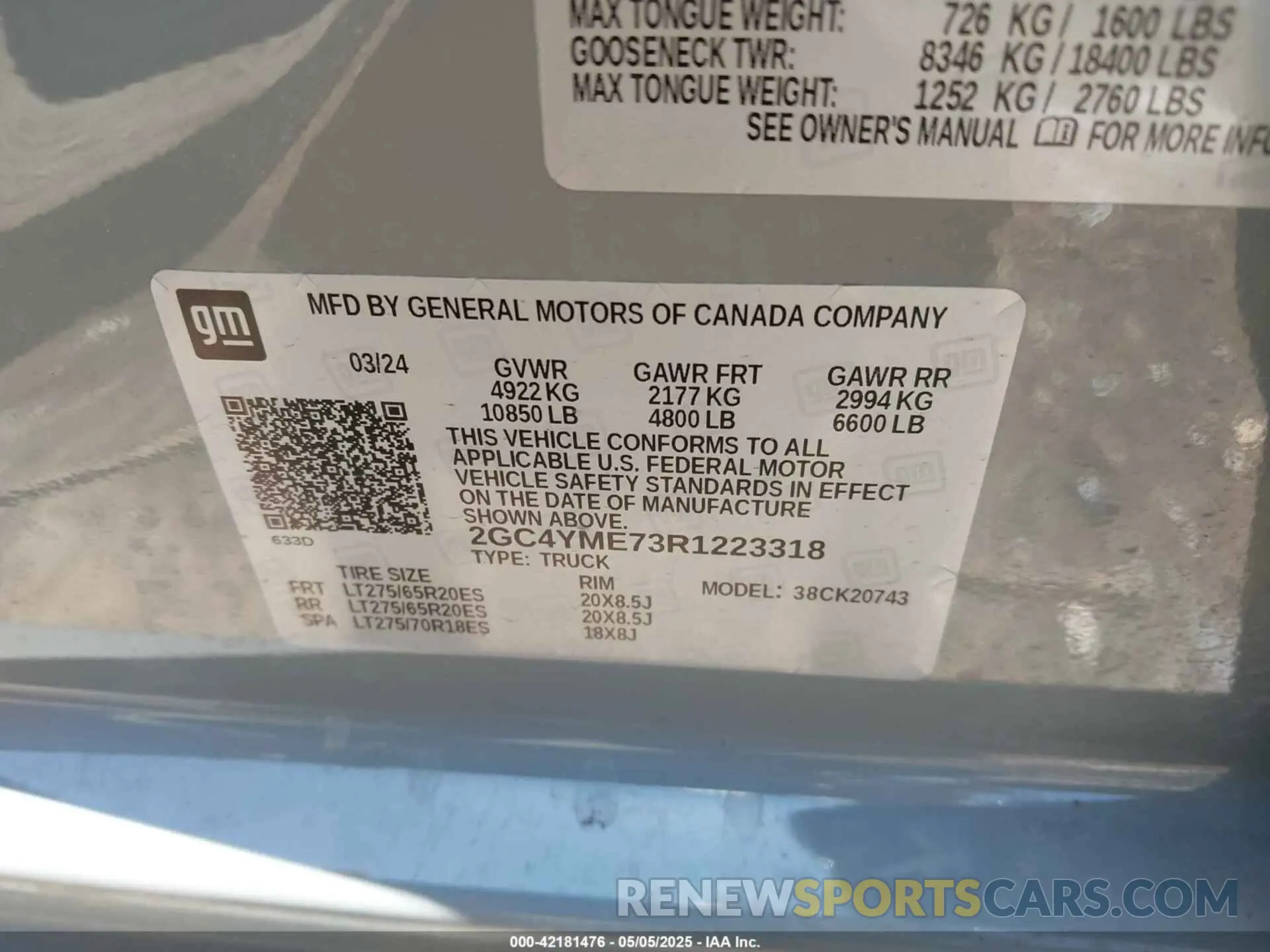 8 Photograph of a damaged car 2GC4YME73R1223318 CHEVROLET SILVERADO 2500HD 2024