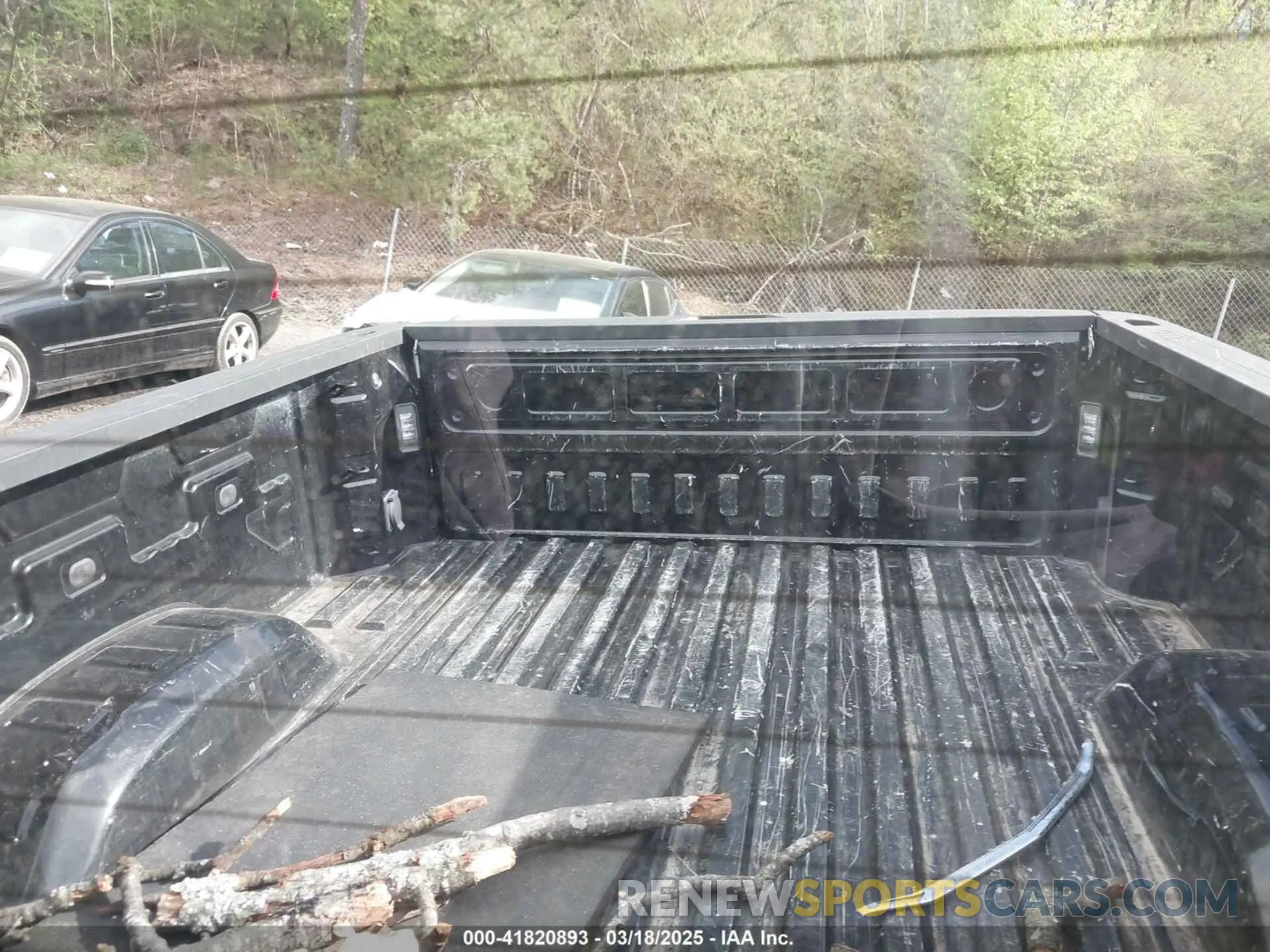 6 Photograph of a damaged car 2GC4YME76R1142961 CHEVROLET SILVERADO 2500HD 2024
