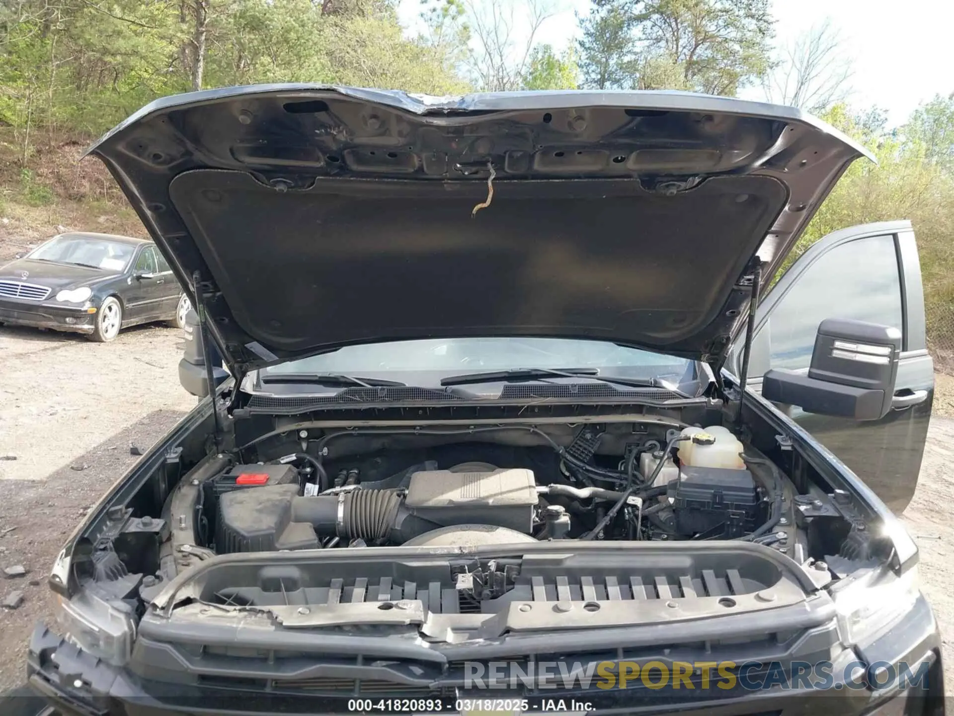 9 Photograph of a damaged car 2GC4YME76R1142961 CHEVROLET SILVERADO 2500HD 2024