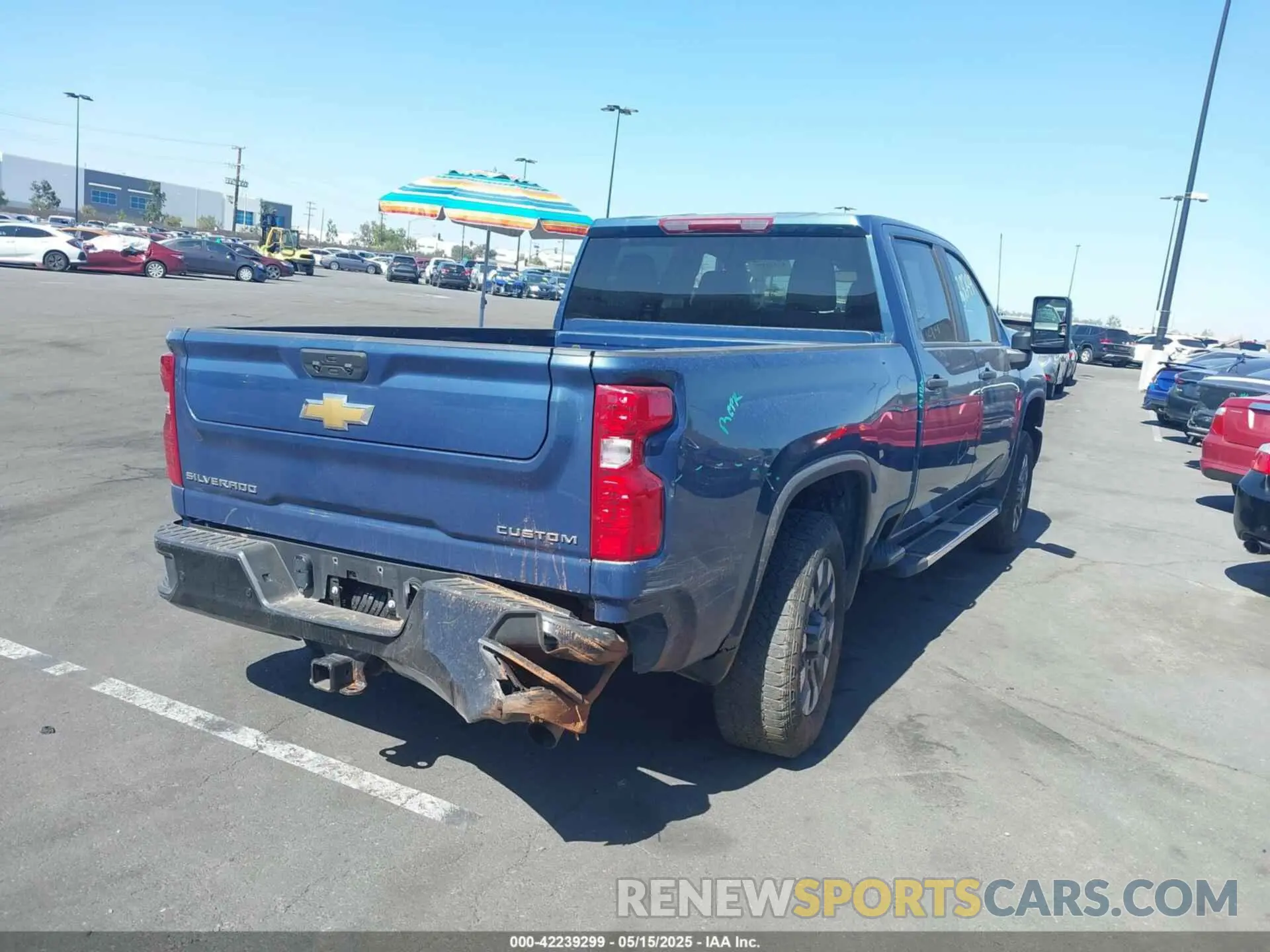 4 Photograph of a damaged car 2GC4YME77R1198889 CHEVROLET SILVERADO 2500HD 2024