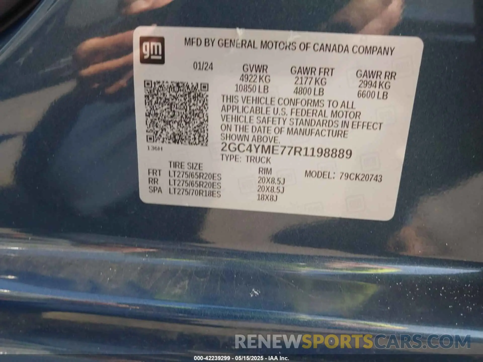 9 Photograph of a damaged car 2GC4YME77R1198889 CHEVROLET SILVERADO 2500HD 2024