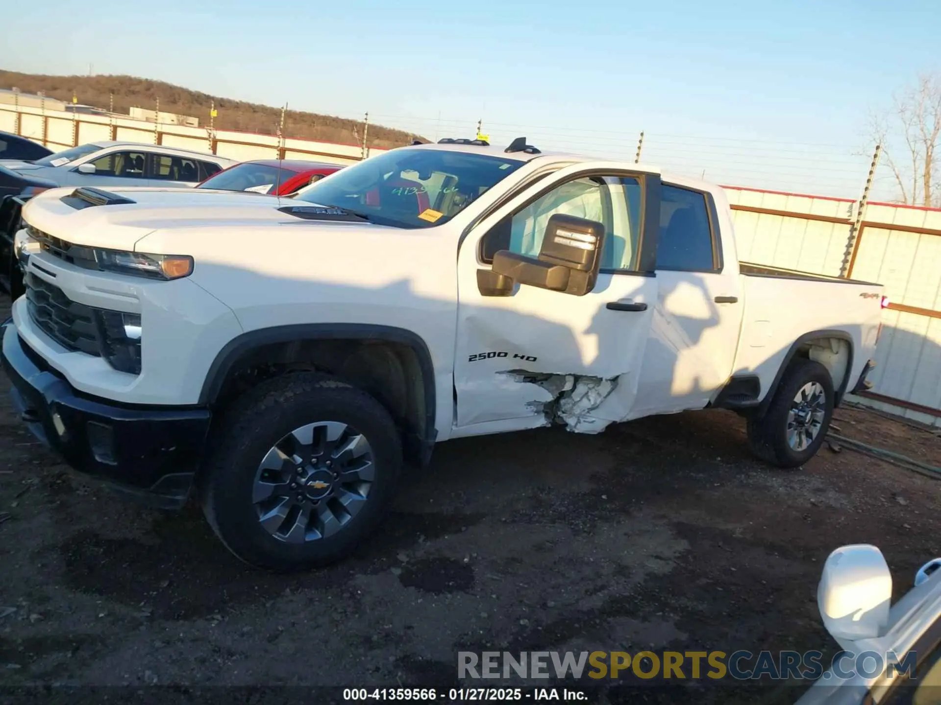 14 Photograph of a damaged car 2GC4YME7XR1115147 CHEVROLET SILVERADO 2500HD 2024
