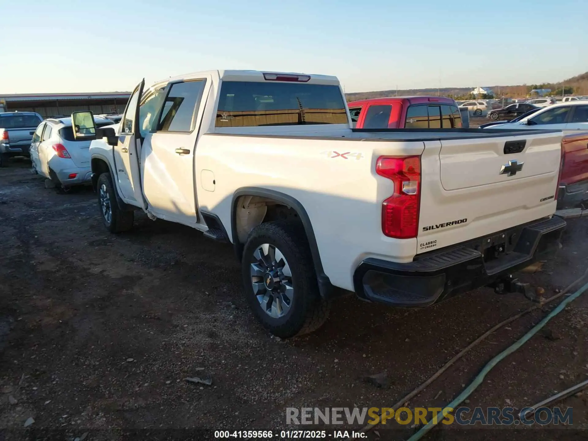 3 Photograph of a damaged car 2GC4YME7XR1115147 CHEVROLET SILVERADO 2500HD 2024