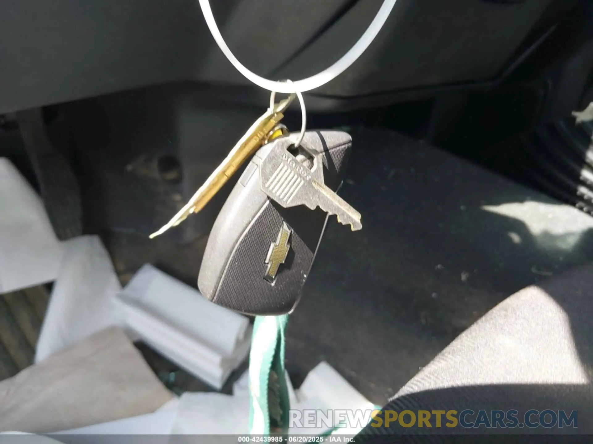 11 Photograph of a damaged car 2GC4YMEYXR1251657 CHEVROLET SILVERADO 2500HD 2024
