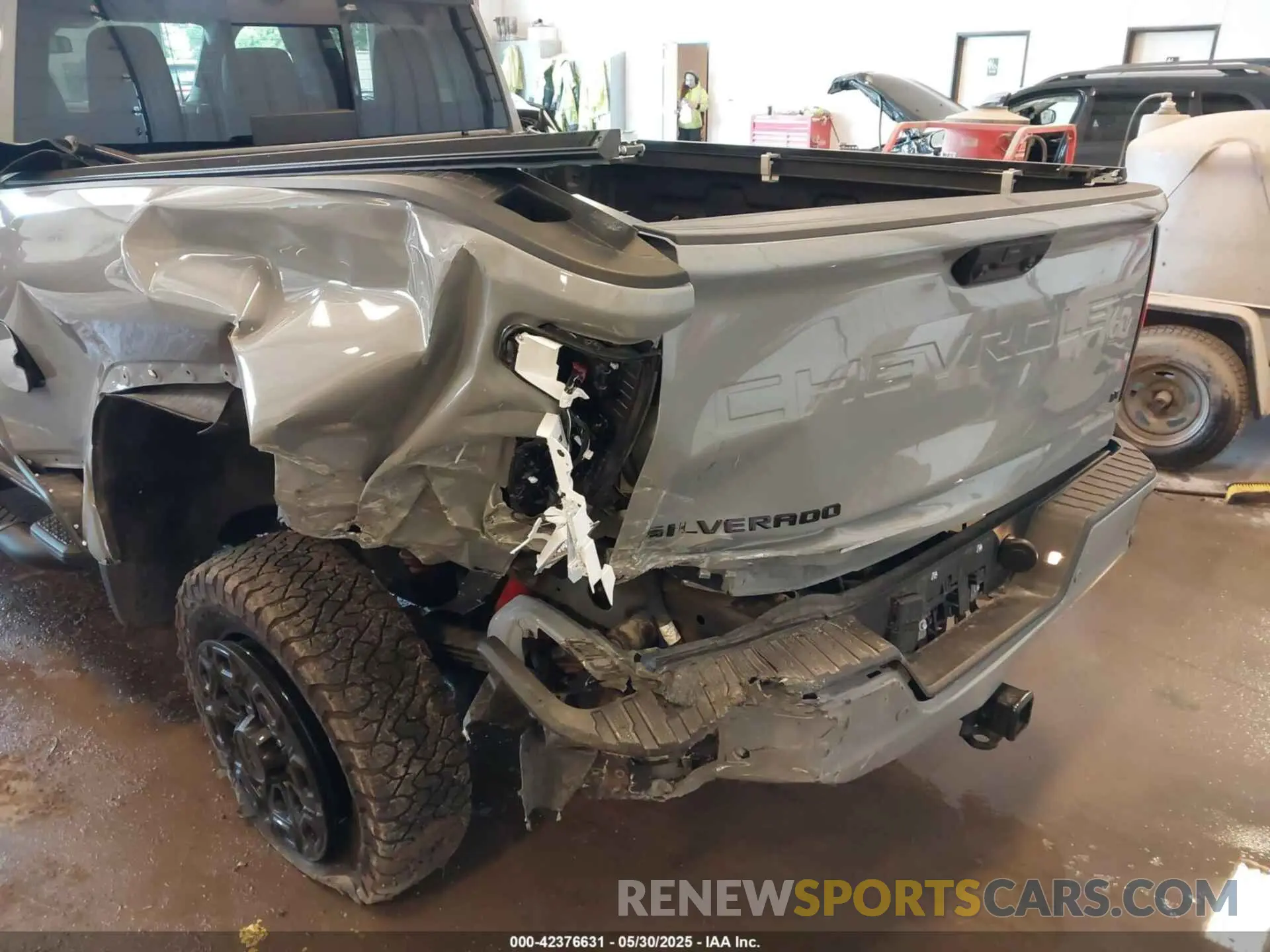 12 Photograph of a damaged car 2GC4YNE76R1221794 CHEVROLET SILVERADO 2500HD 2024
