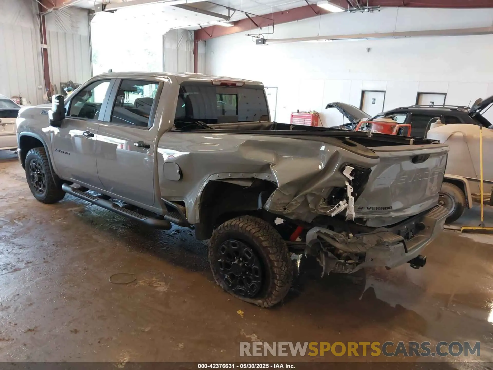 3 Photograph of a damaged car 2GC4YNE76R1221794 CHEVROLET SILVERADO 2500HD 2024