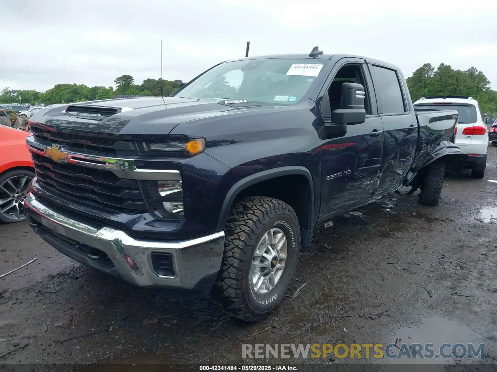 2 Photograph of a damaged car 2GC4YNE77R1108226 CHEVROLET SILVERADO 2500HD 2024