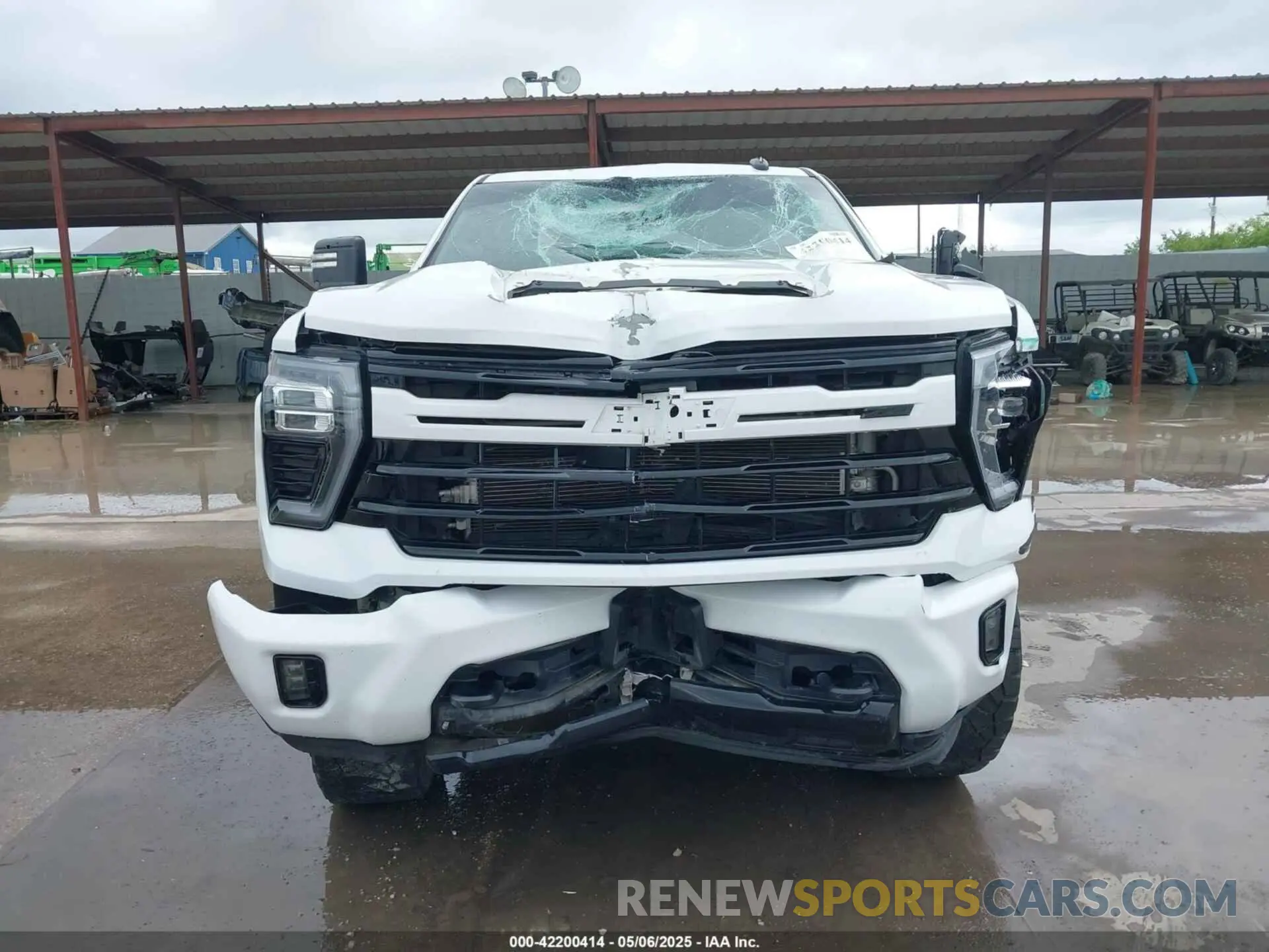 12 Photograph of a damaged car 2GC4YNEY1R1181424 CHEVROLET SILVERADO 2500HD 2024