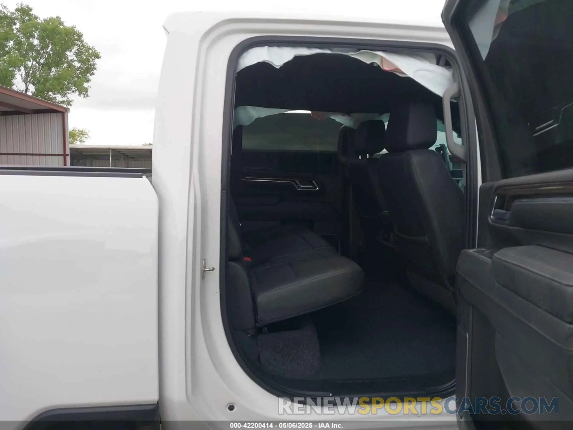 7 Photograph of a damaged car 2GC4YNEY1R1181424 CHEVROLET SILVERADO 2500HD 2024