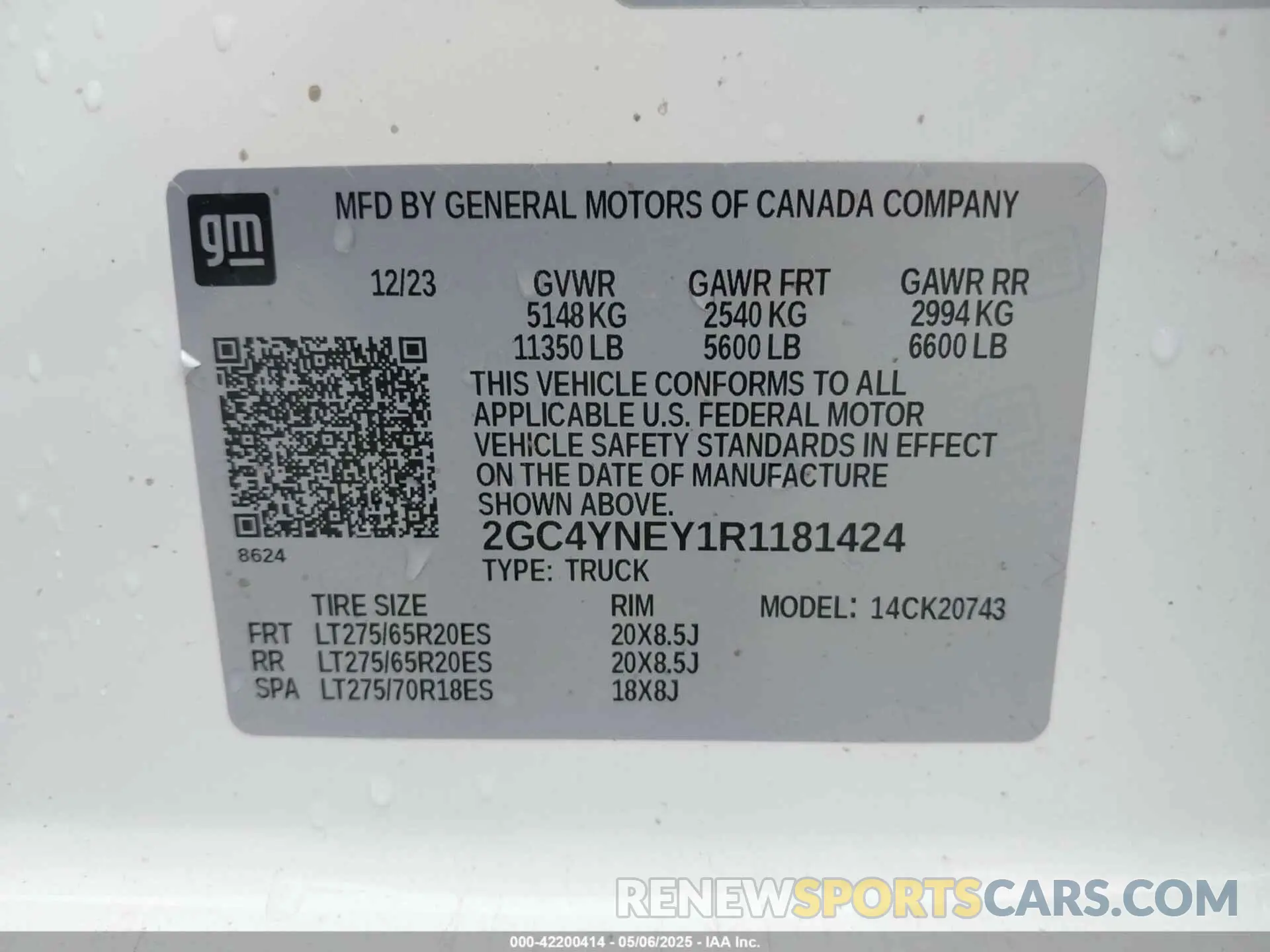8 Photograph of a damaged car 2GC4YNEY1R1181424 CHEVROLET SILVERADO 2500HD 2024