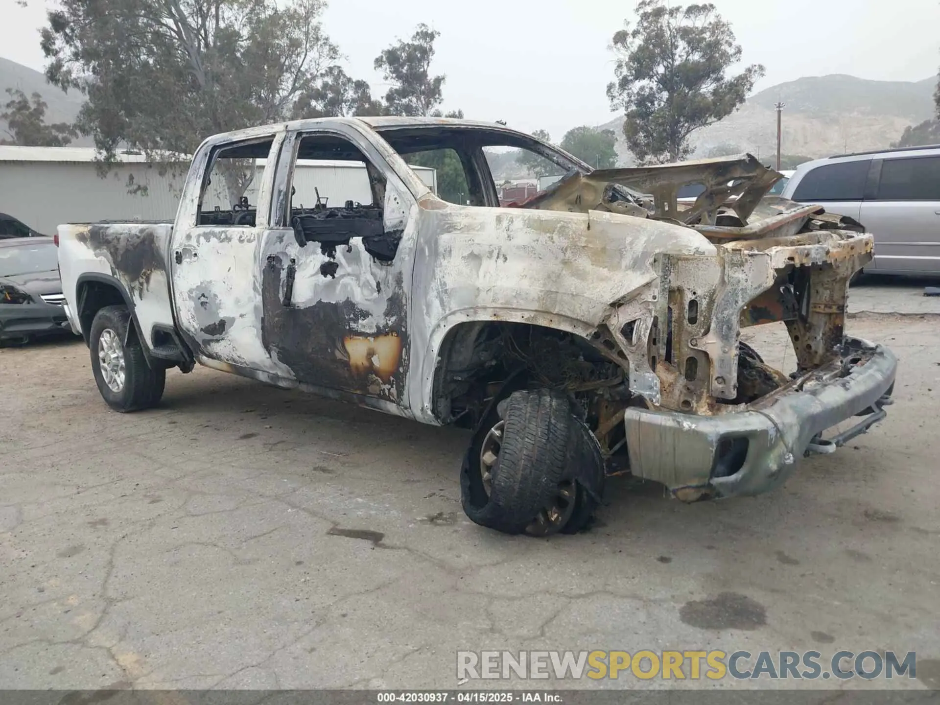 1 Photograph of a damaged car 2GC4YNEY8R1122614 CHEVROLET SILVERADO 2500HD 2024