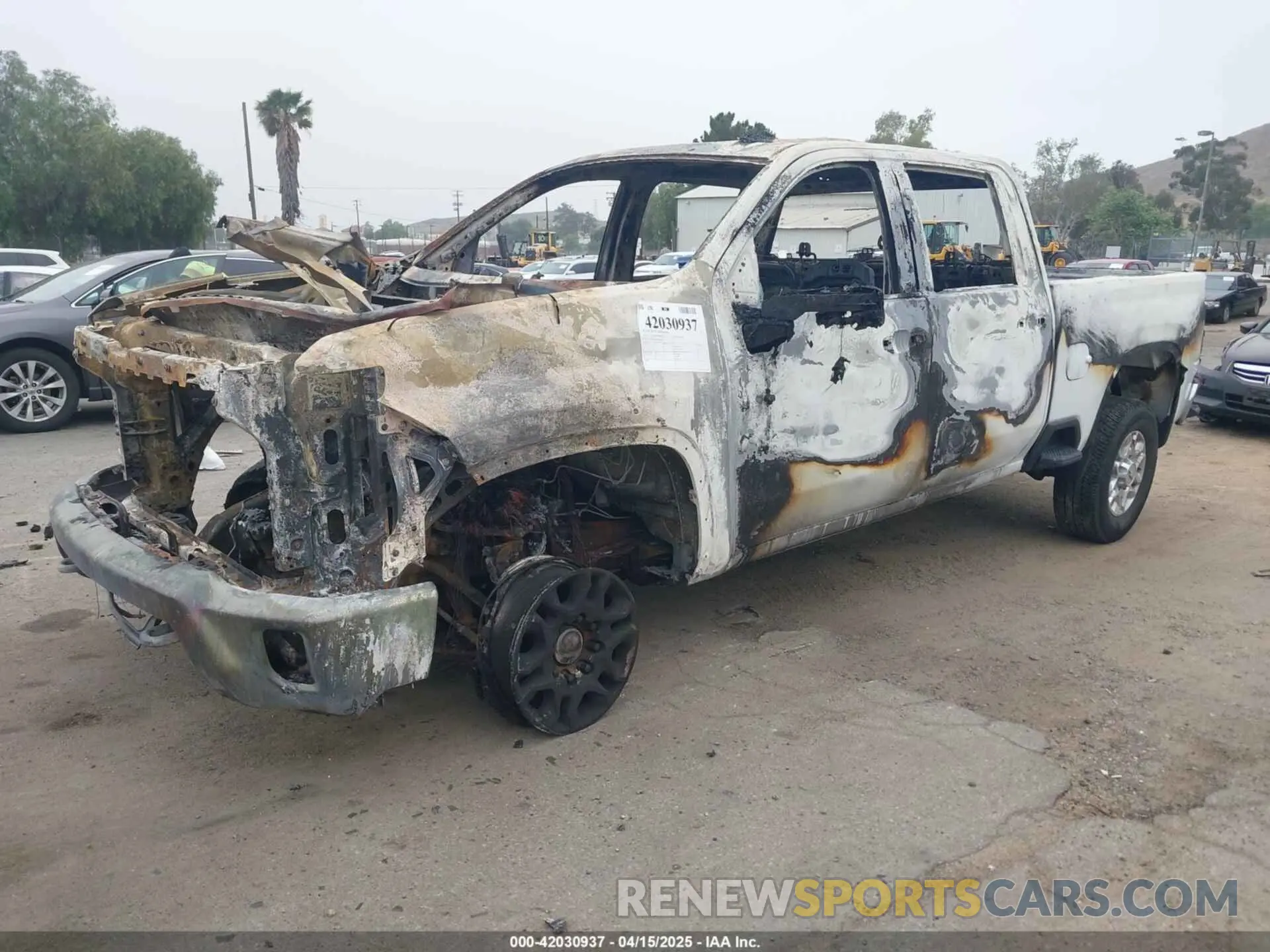 2 Photograph of a damaged car 2GC4YNEY8R1122614 CHEVROLET SILVERADO 2500HD 2024