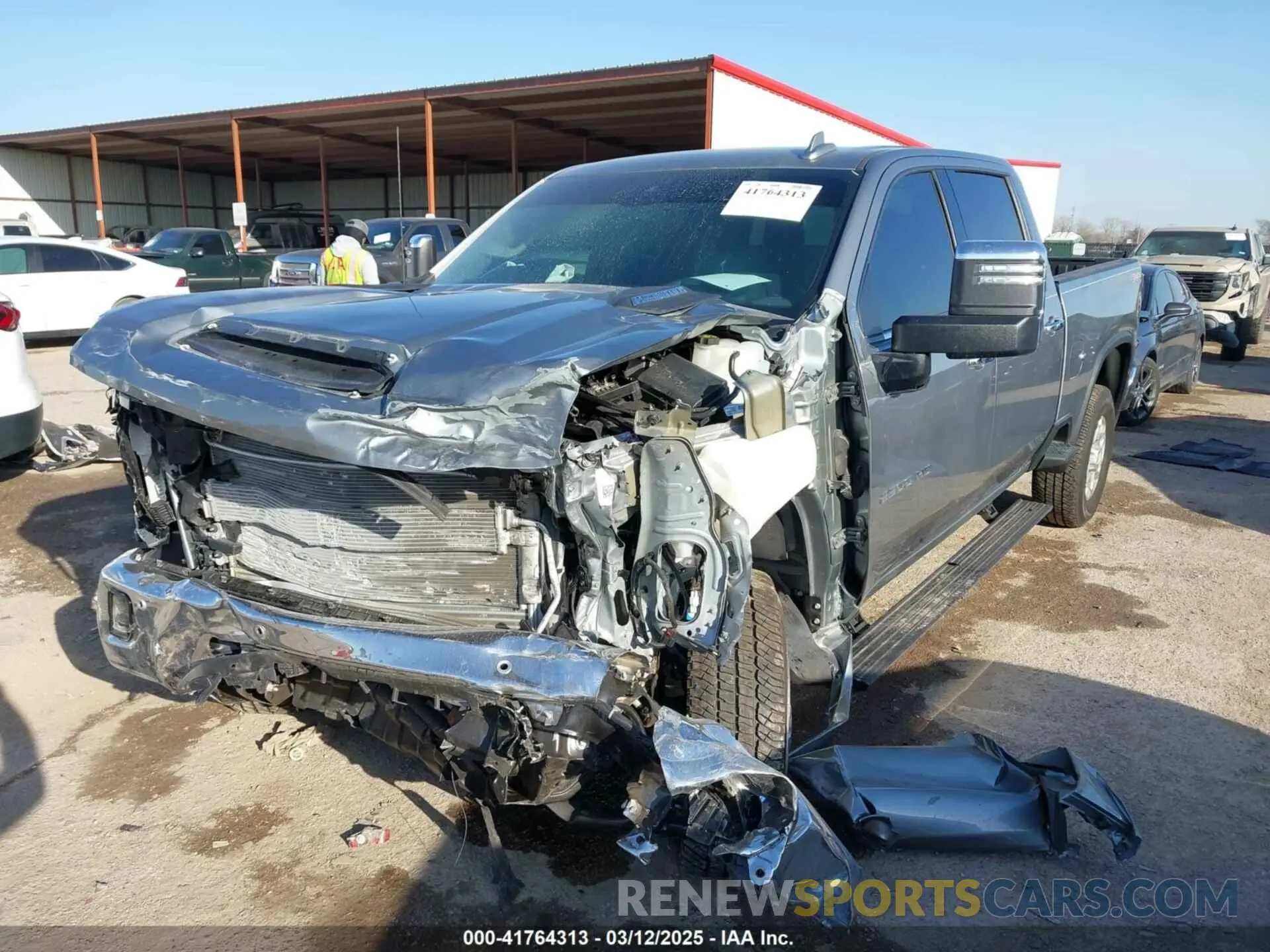 2 Photograph of a damaged car 2GC4YPEY1R1107948 CHEVROLET SILVERADO 2500HD 2024
