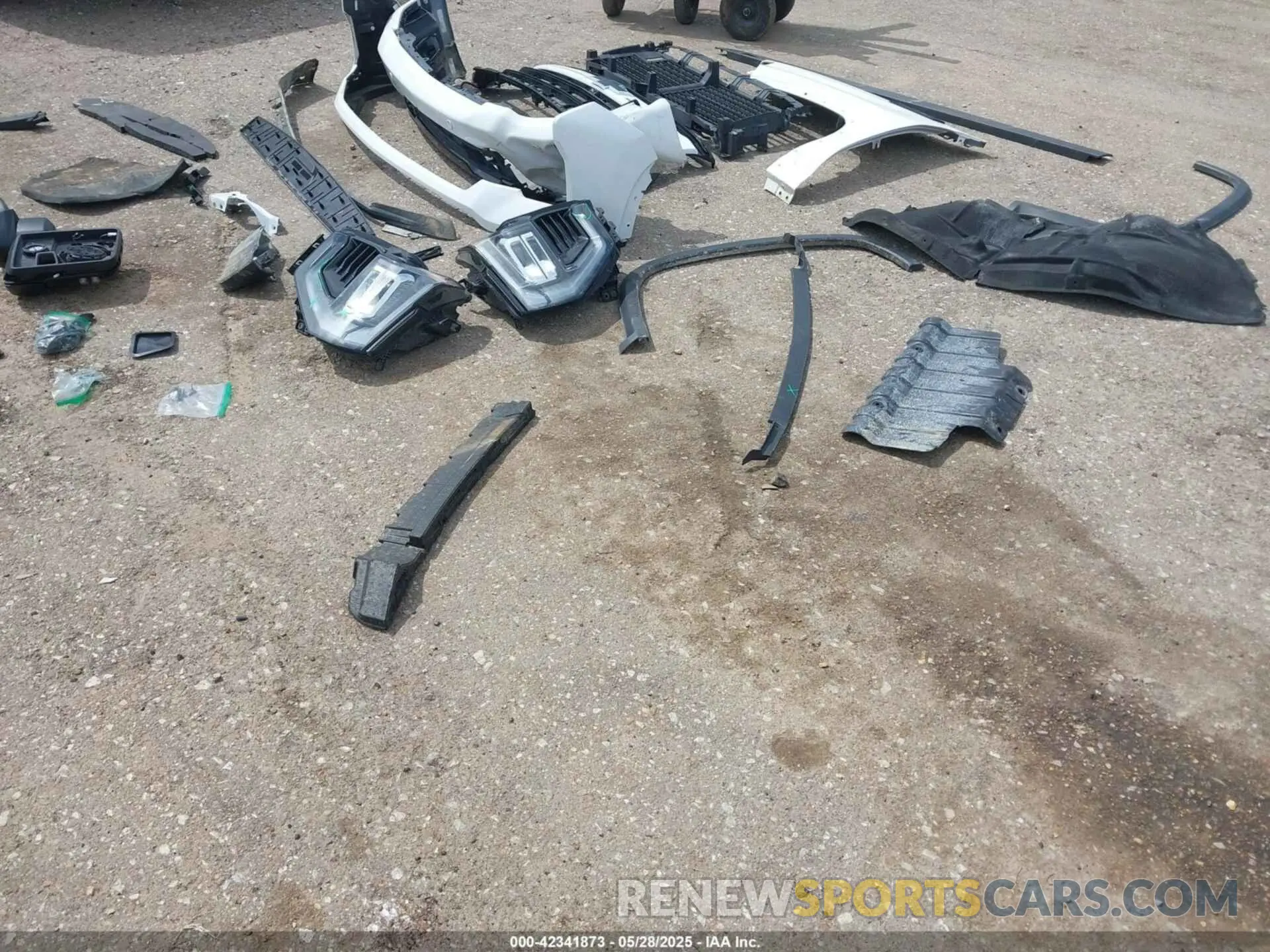 23 Photograph of a damaged car 2GC4YPEY2R1202096 CHEVROLET SILVERADO 2500HD 2024