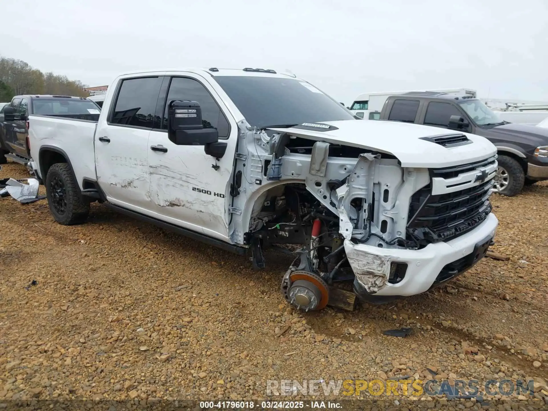 1 Photograph of a damaged car 2GC4YPEY3R1256264 CHEVROLET SILVERADO 2500HD 2024