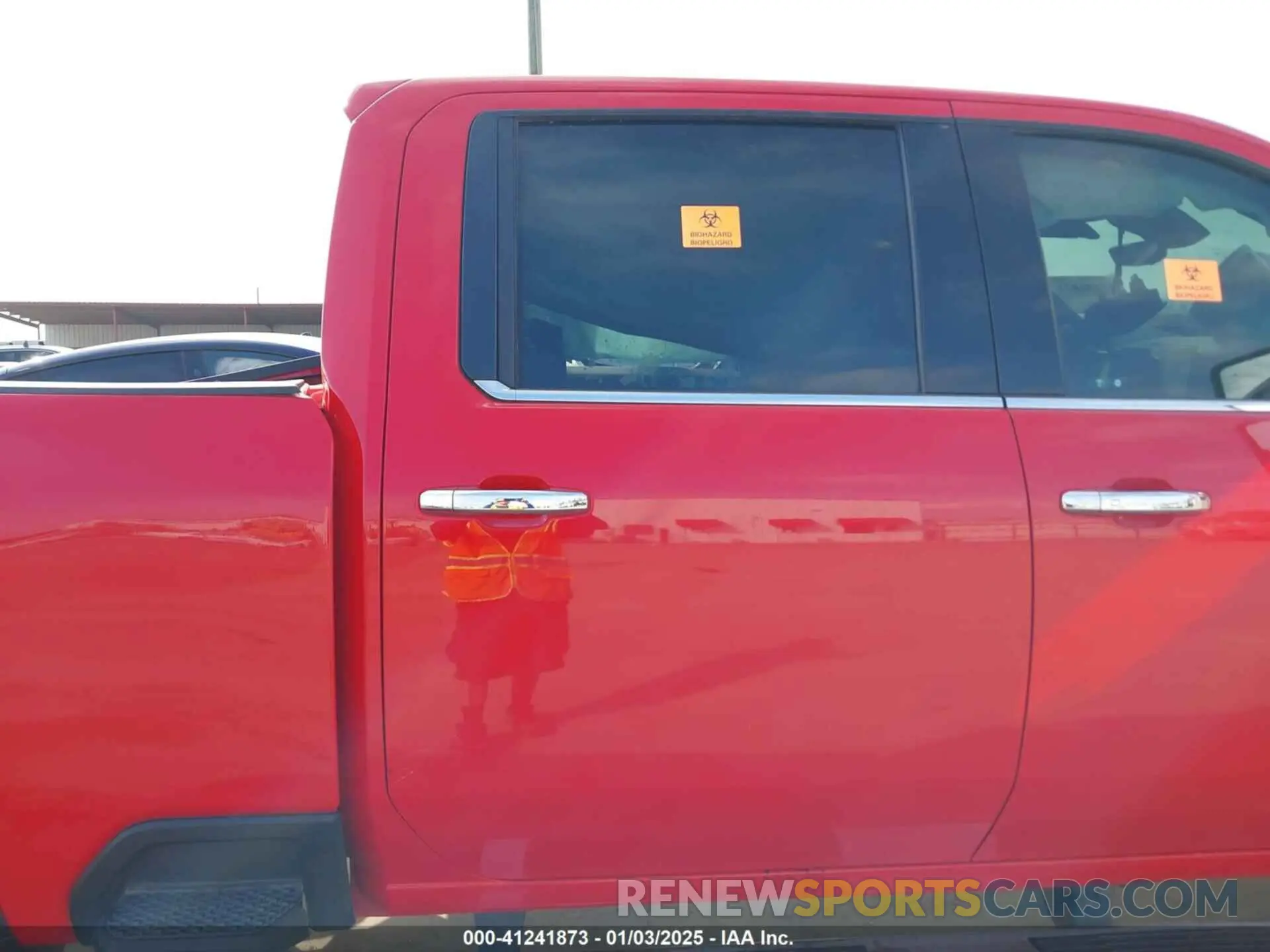 8 Photograph of a damaged car 2GC4YPEY9R1102030 CHEVROLET SILVERADO 2500HD 2024