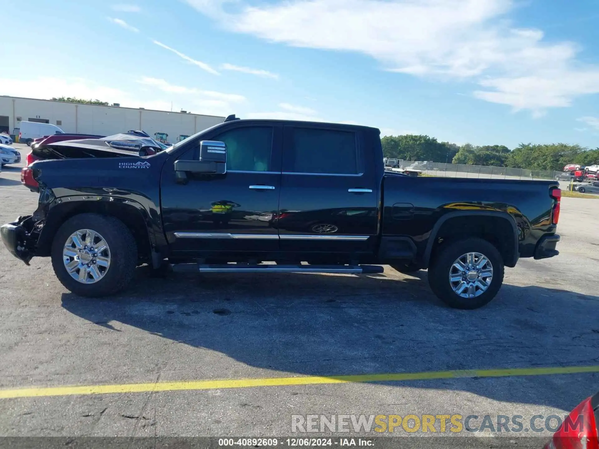 13 Photograph of a damaged car 2GC4YREY2R1109932 CHEVROLET SILVERADO 2500HD 2024