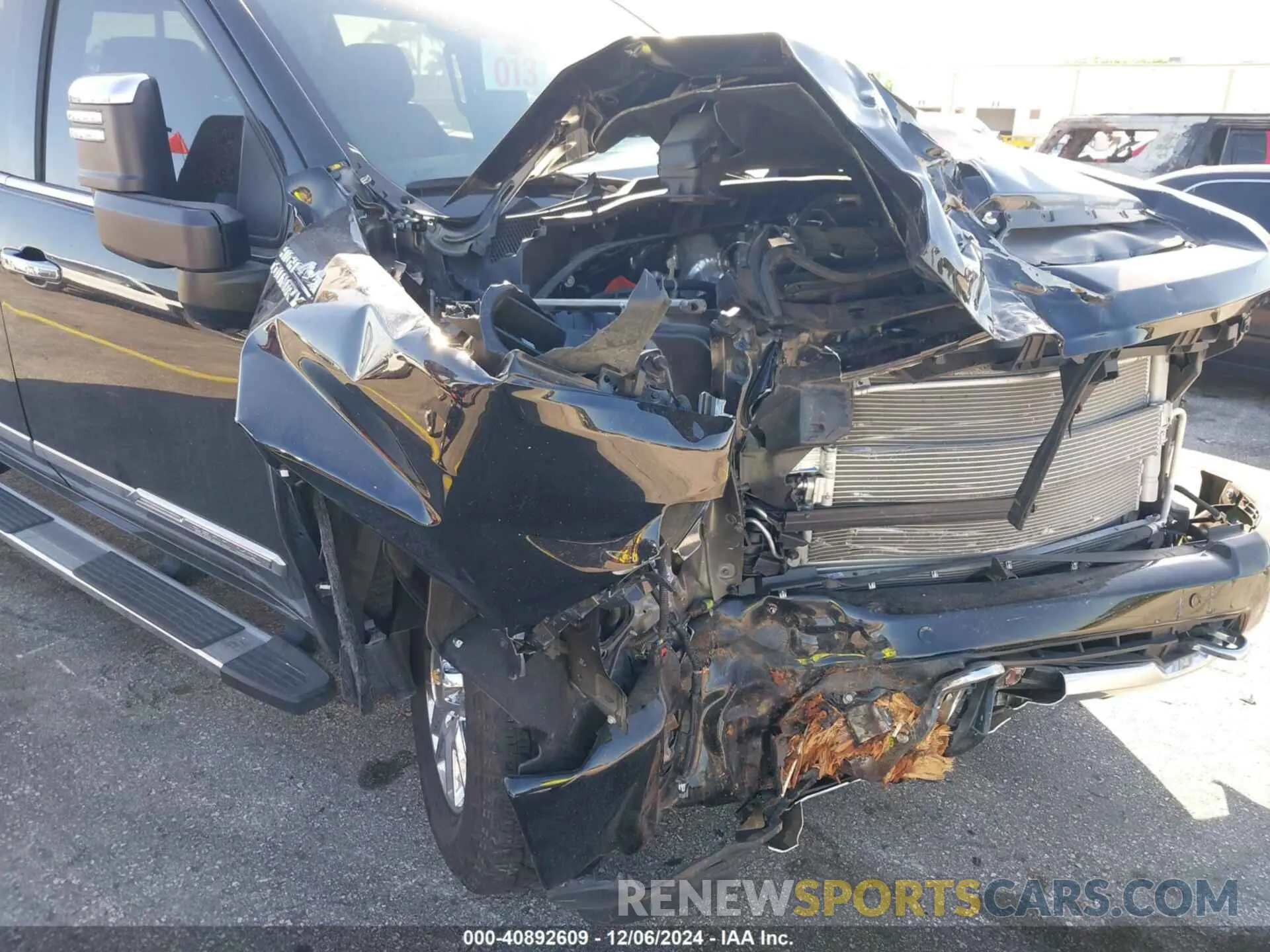 15 Photograph of a damaged car 2GC4YREY2R1109932 CHEVROLET SILVERADO 2500HD 2024
