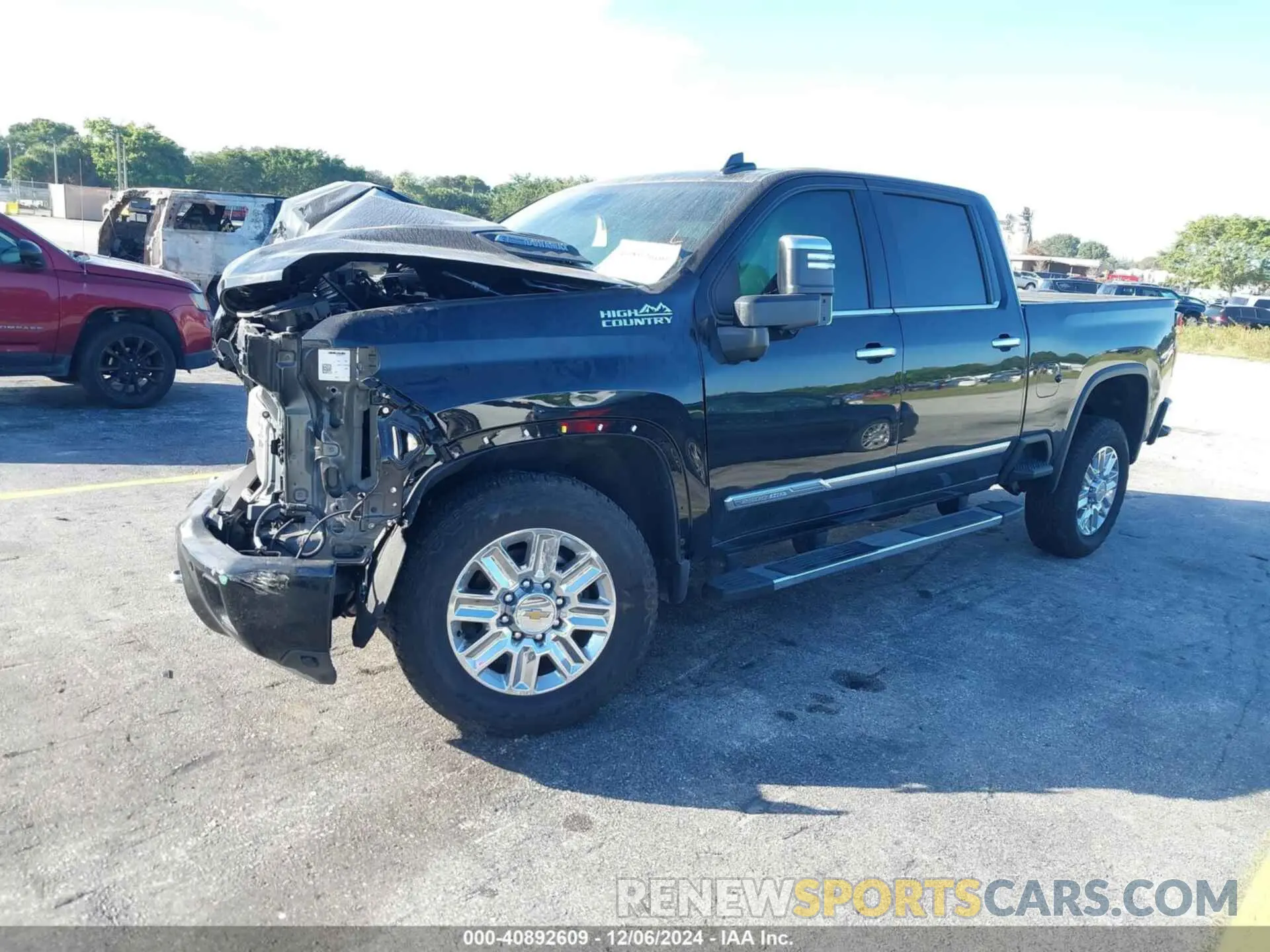2 Photograph of a damaged car 2GC4YREY2R1109932 CHEVROLET SILVERADO 2500HD 2024