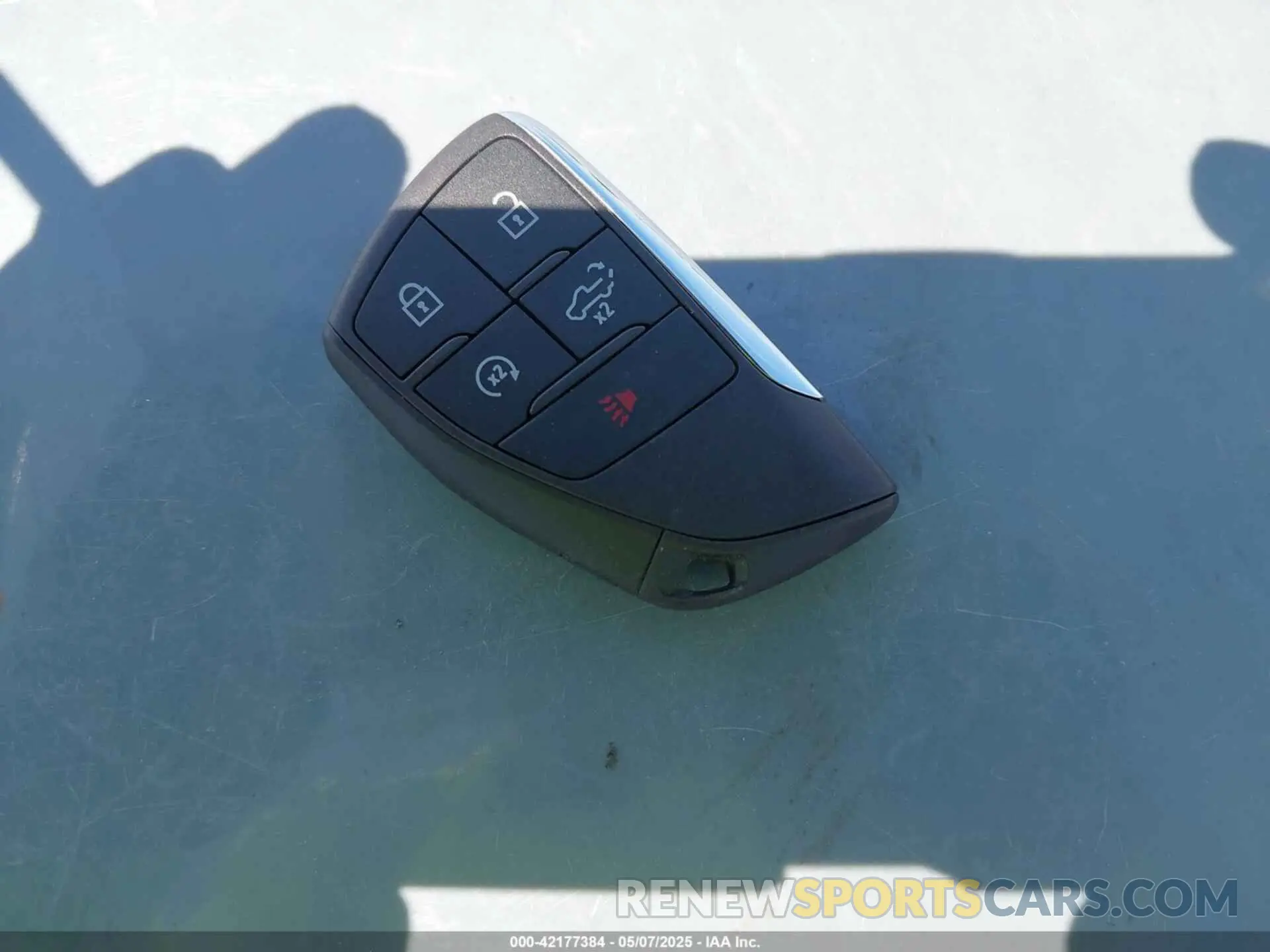 10 Photograph of a damaged car 2GC4YREY5R1176511 CHEVROLET SILVERADO 2500HD 2024
