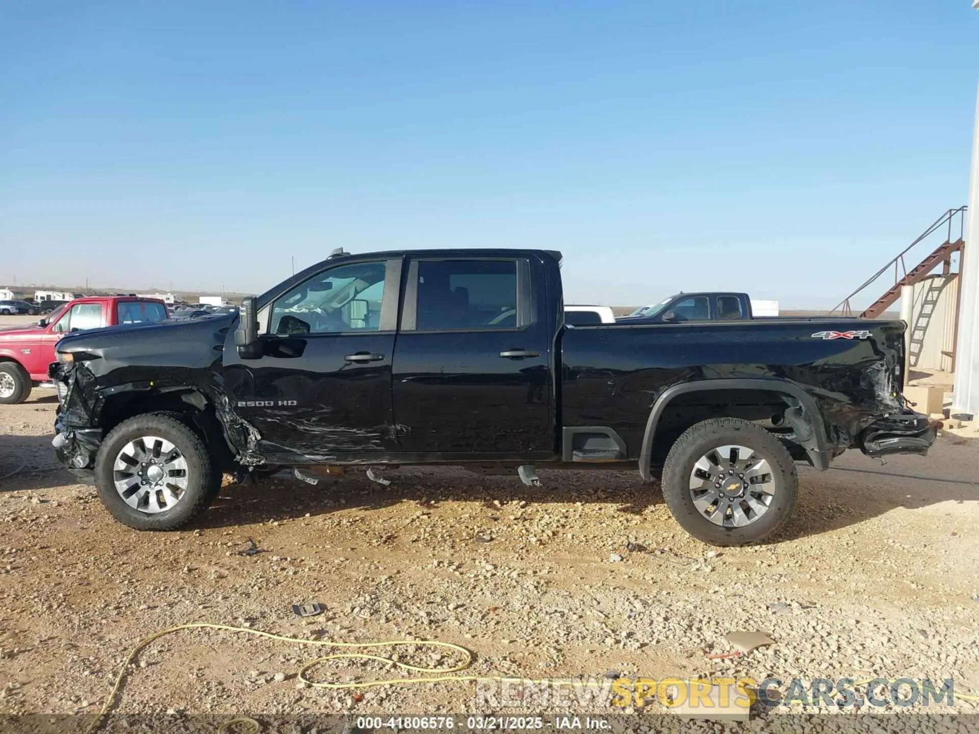 17 Photograph of a damaged car 1GC4KME7XSF145040 CHEVROLET SILVERADO 2500HD 2025