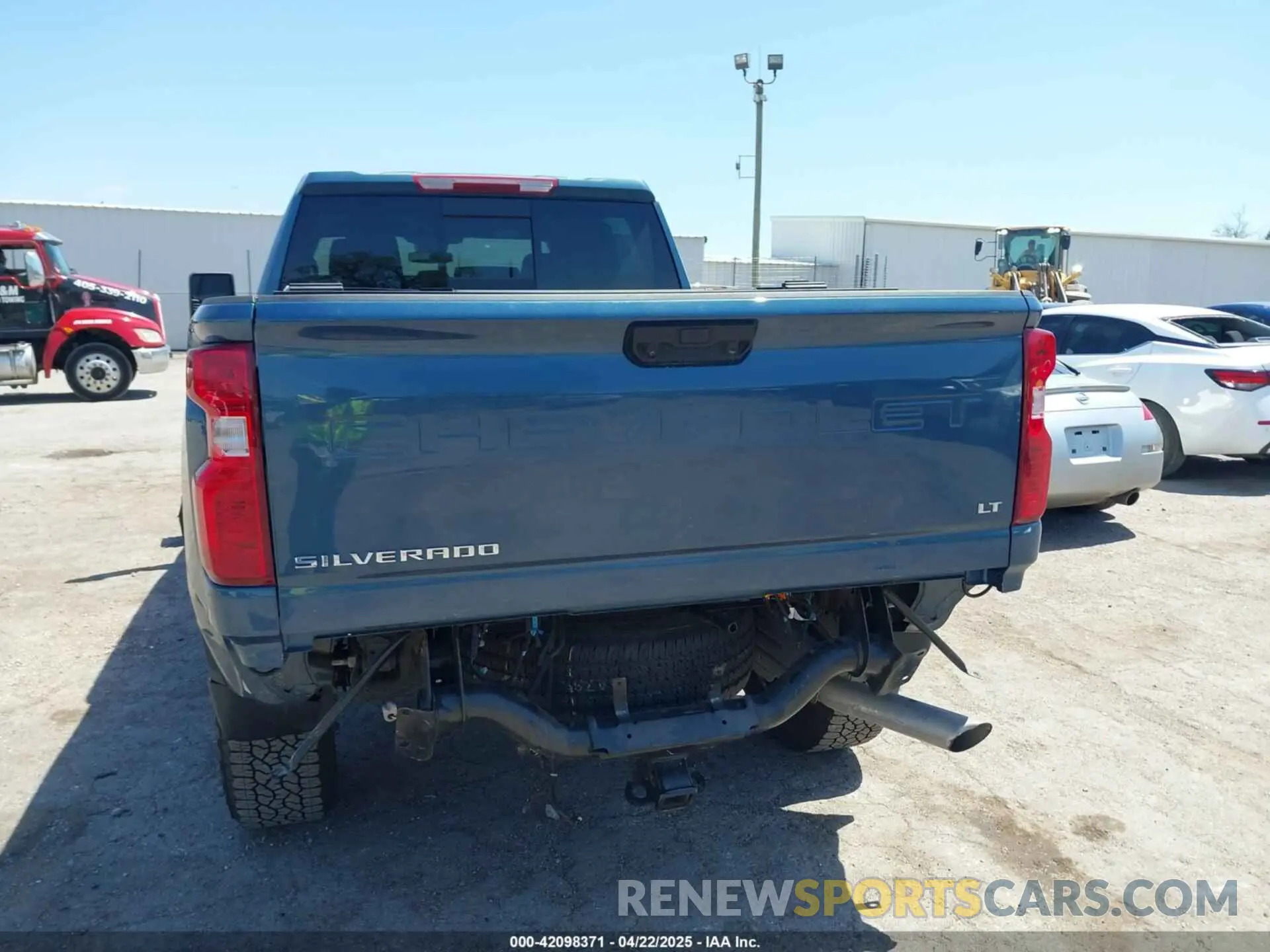 15 Photograph of a damaged car 1GC4KNE71SF104320 CHEVROLET SILVERADO 2500HD 2025
