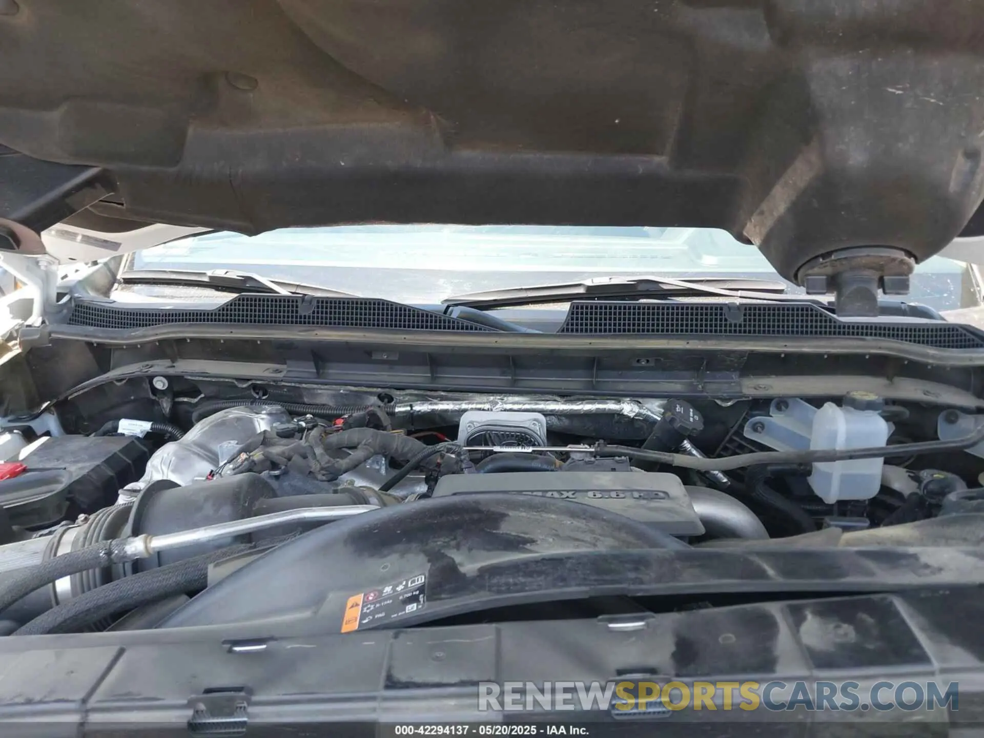 9 Photograph of a damaged car 1GC4KPEY7SF148925 CHEVROLET SILVERADO 2500HD 2025