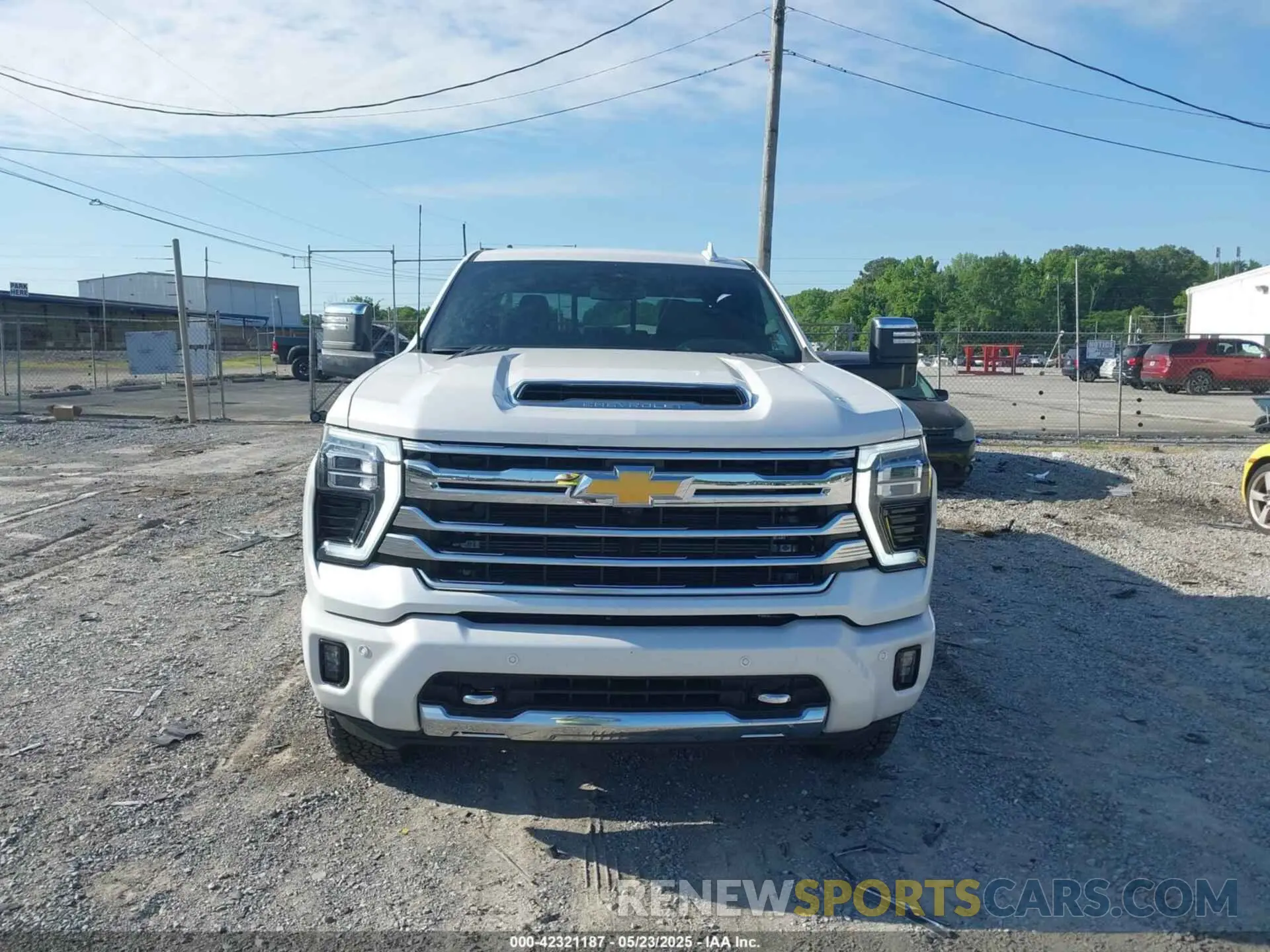 12 Photograph of a damaged car 1GC4KREY6SF238336 CHEVROLET SILVERADO 2500HD 2025