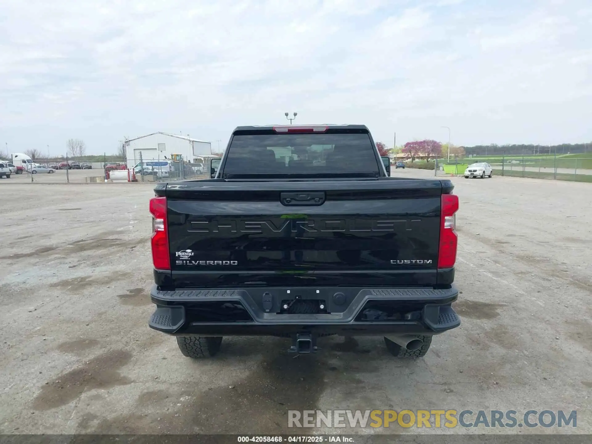 19 Photograph of a damaged car 2GC4KME77S1129188 CHEVROLET SILVERADO 2500HD 2025