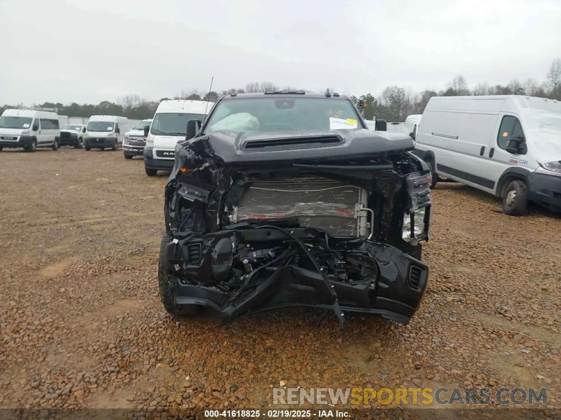 12 Photograph of a damaged car 2GC4KMEY3S1123350 CHEVROLET SILVERADO 2500HD 2025