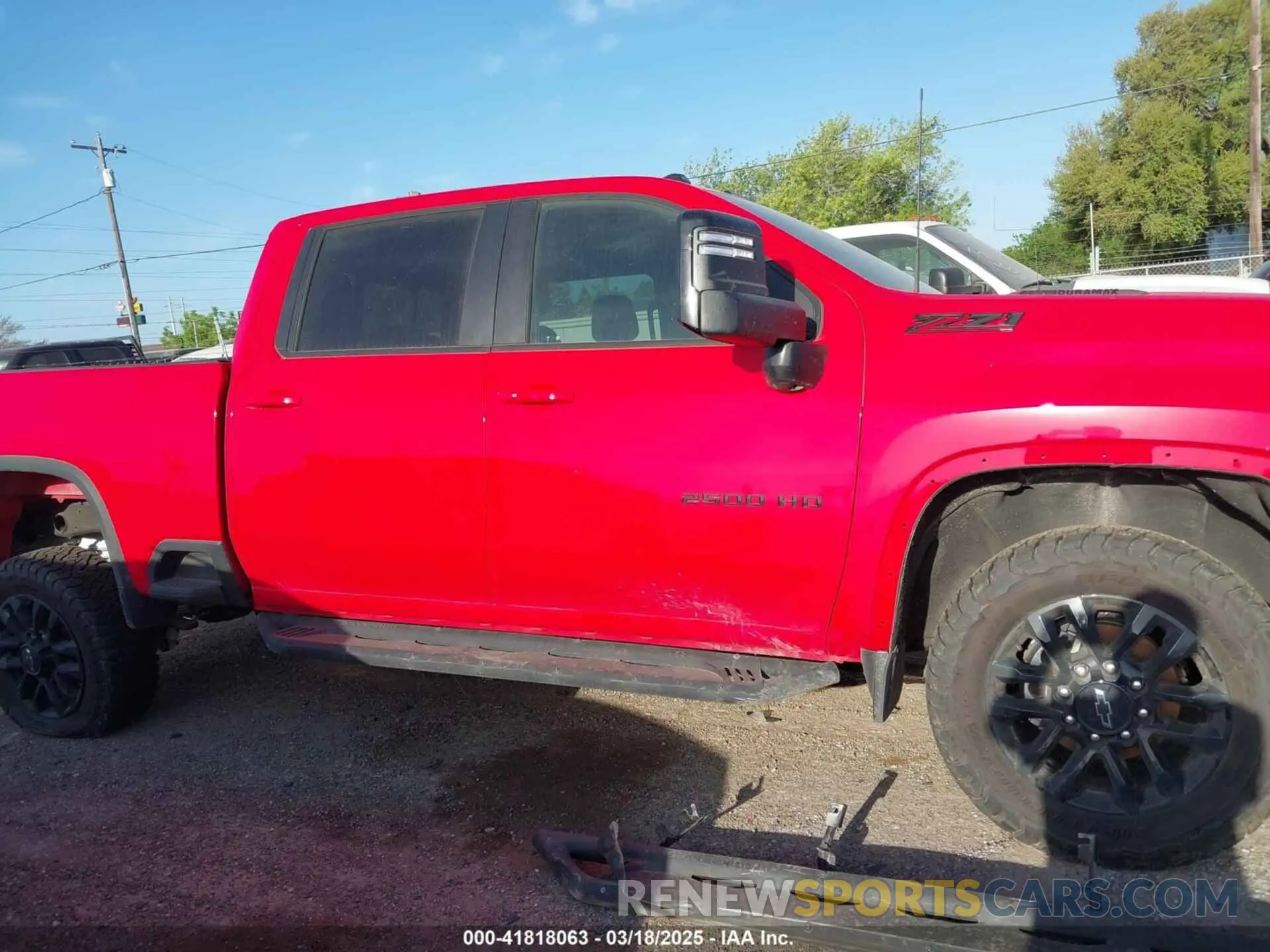 14 Photograph of a damaged car 2GC4KNEY5S1123131 CHEVROLET SILVERADO 2500HD 2025