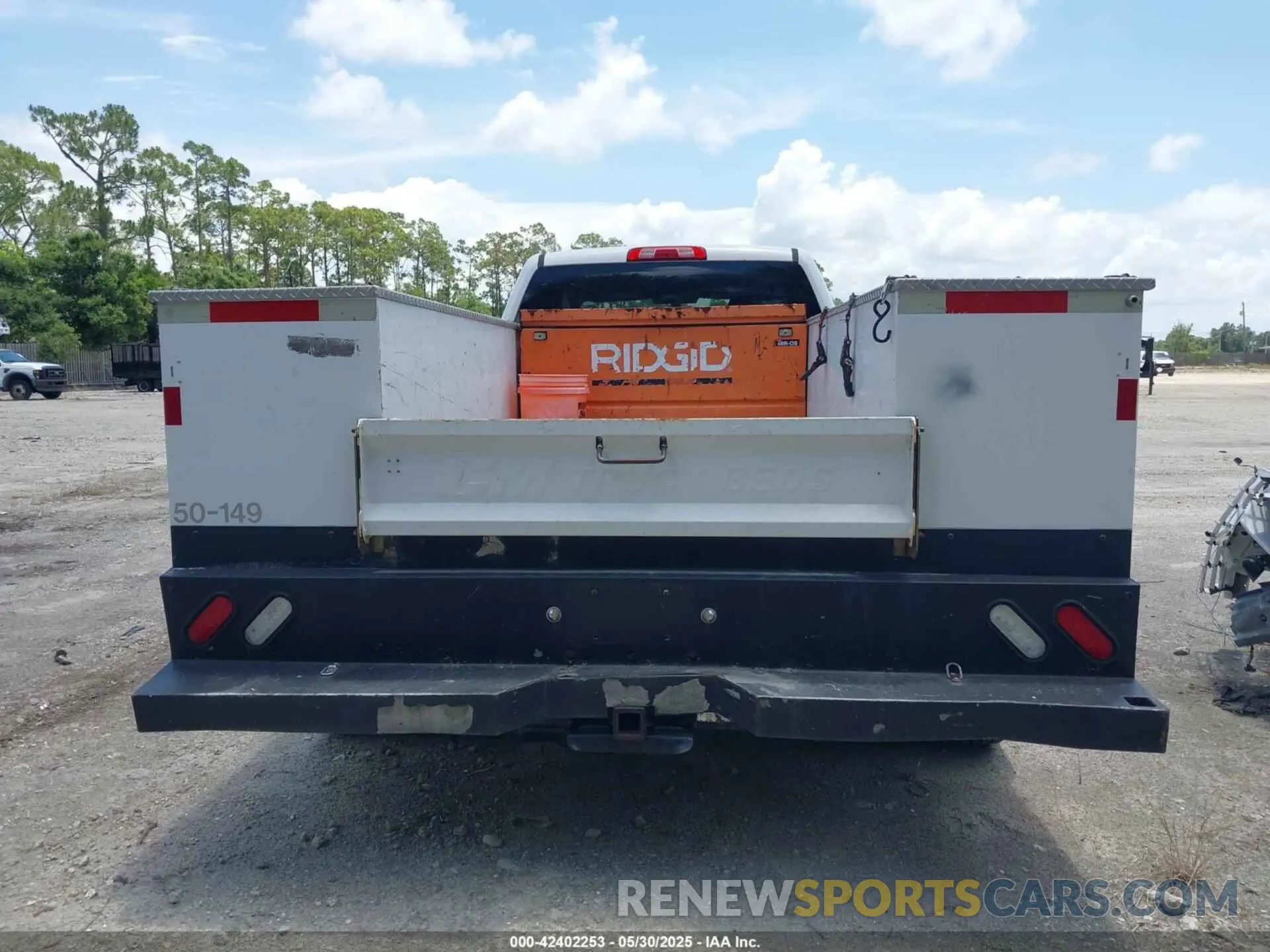 15 Photograph of a damaged car 1GB4CVCG3KF258032 CHEVROLET SILVERADO 3500HD 2019