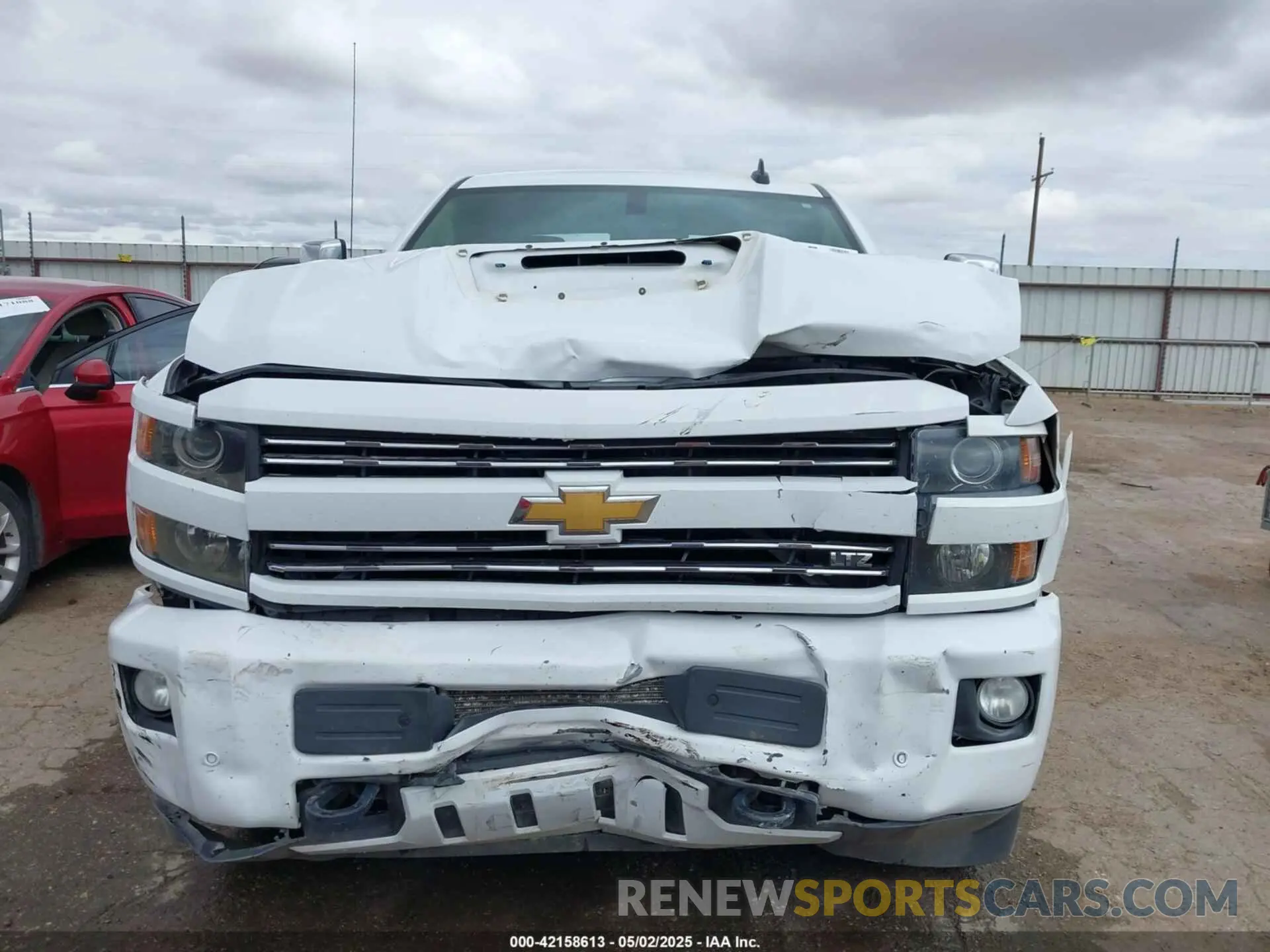 12 Photograph of a damaged car 1GC4CXCY3KF227413 CHEVROLET SILVERADO 3500HD 2019