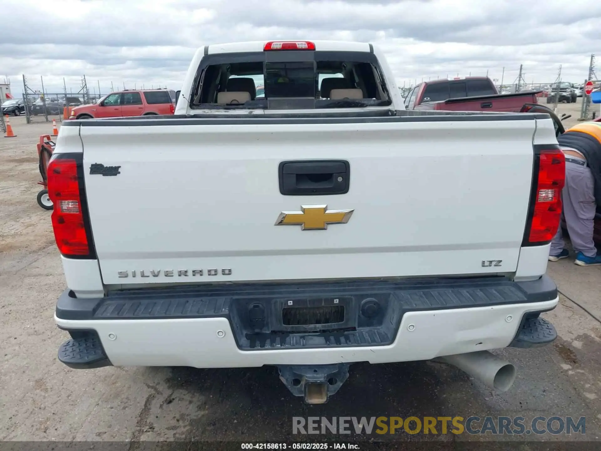15 Photograph of a damaged car 1GC4CXCY3KF227413 CHEVROLET SILVERADO 3500HD 2019