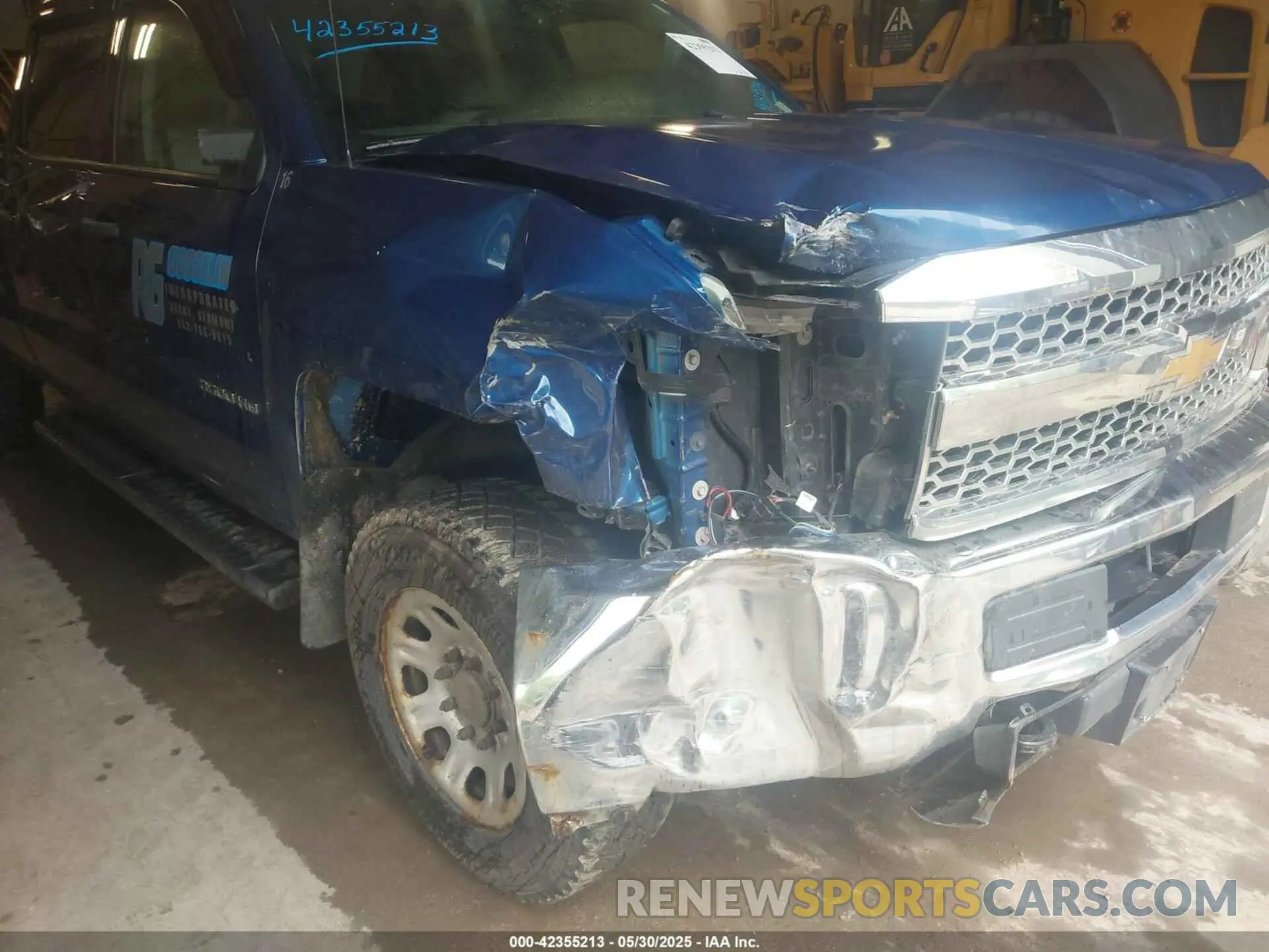 11 Photograph of a damaged car 1GC4KVCG2KF211055 CHEVROLET SILVERADO 3500HD 2019