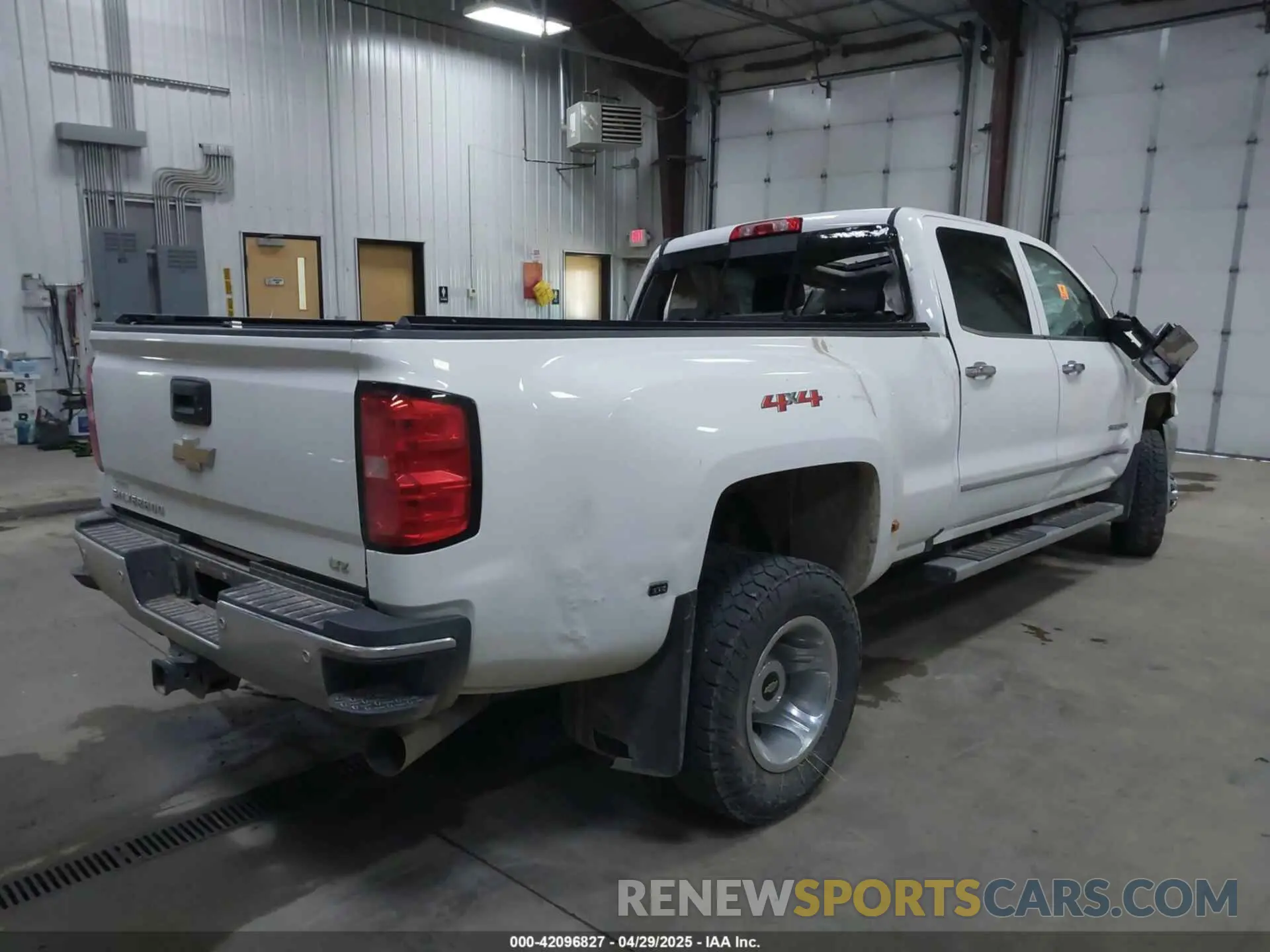 4 Photograph of a damaged car 1GC4KXEY8KF229917 CHEVROLET SILVERADO 3500HD 2019