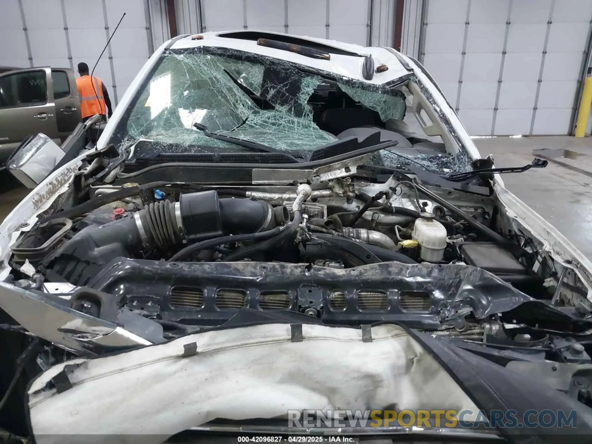 6 Photograph of a damaged car 1GC4KXEY8KF229917 CHEVROLET SILVERADO 3500HD 2019