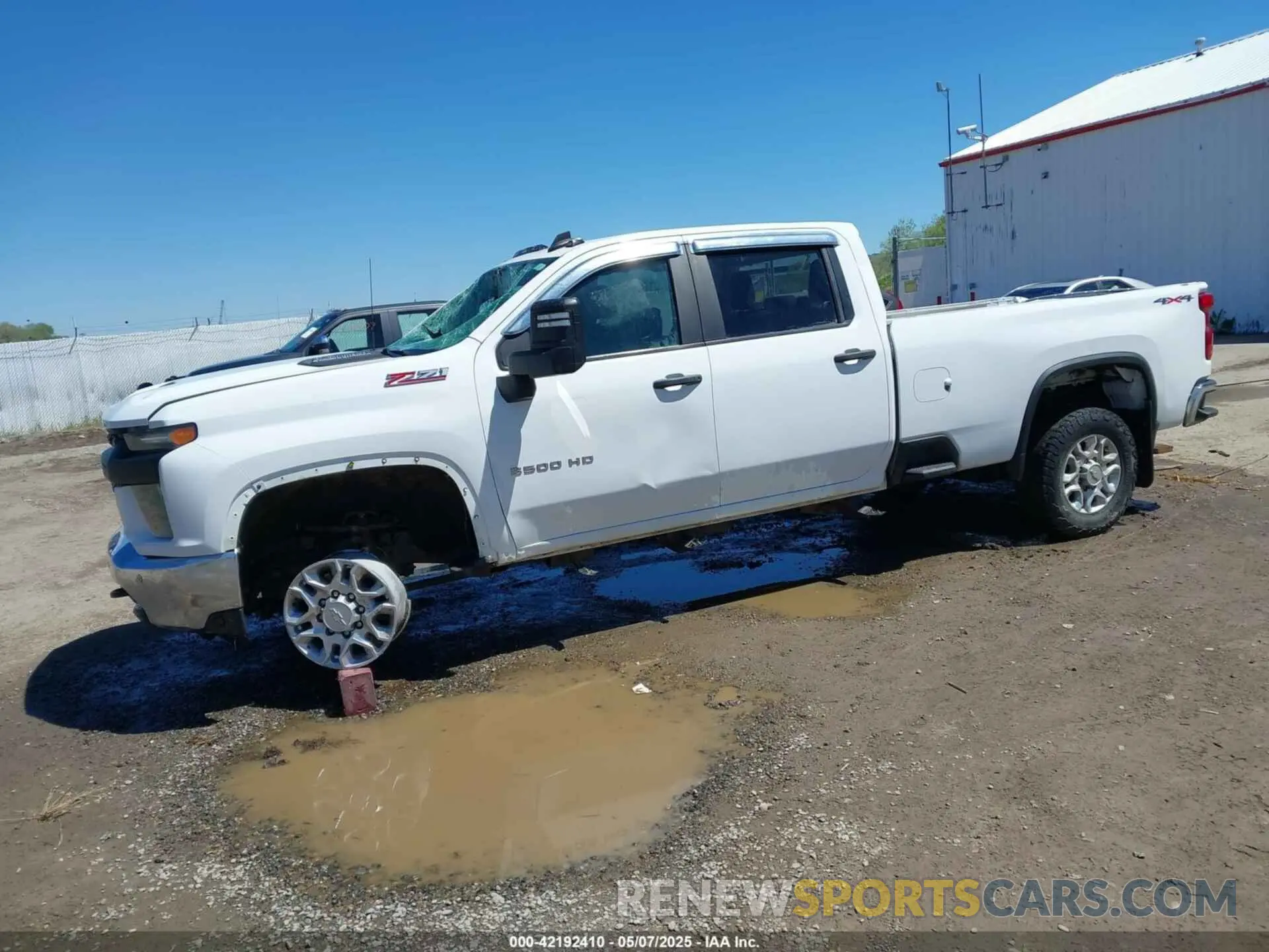2 Photograph of a damaged car 1GC4YSEY9LF210876 CHEVROLET SILVERADO 3500HD 2020