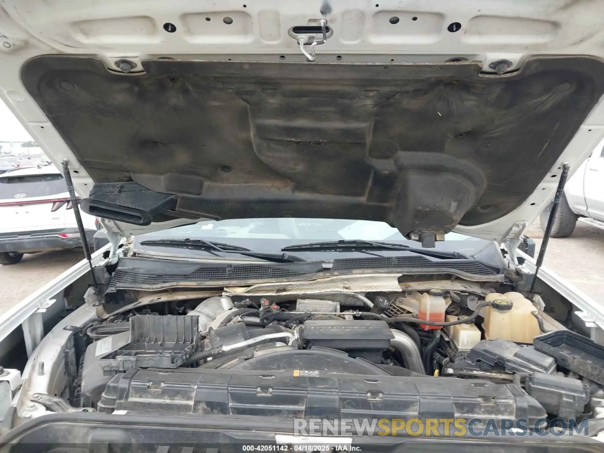 10 Photograph of a damaged car 1GC4YVEY2LF211787 CHEVROLET SILVERADO 3500HD 2020