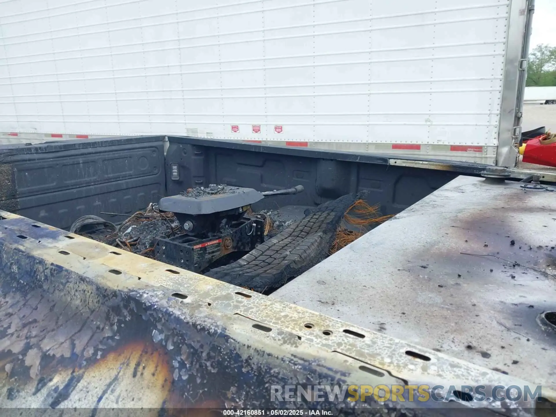 7 Photograph of a damaged car 1GC4YTEYXMF294424 CHEVROLET SILVERADO 3500HD 2021