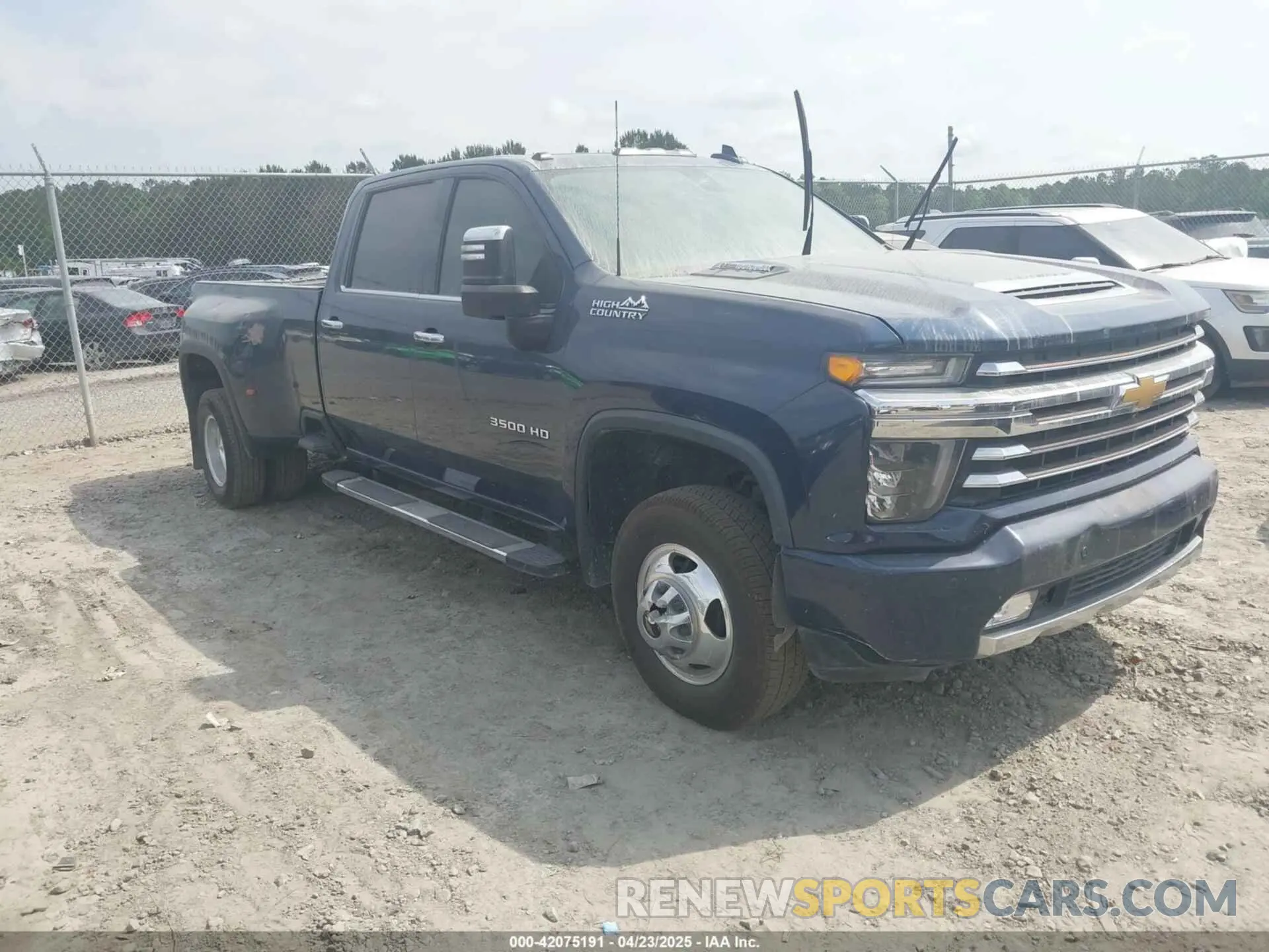1 Photograph of a damaged car 1GC4YVEYXMF111454 CHEVROLET SILVERADO 3500HD 2021